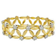 Flower and Leaf Motif Diamond Open Link Bracelet Set in 18 Karat Yellow Gold