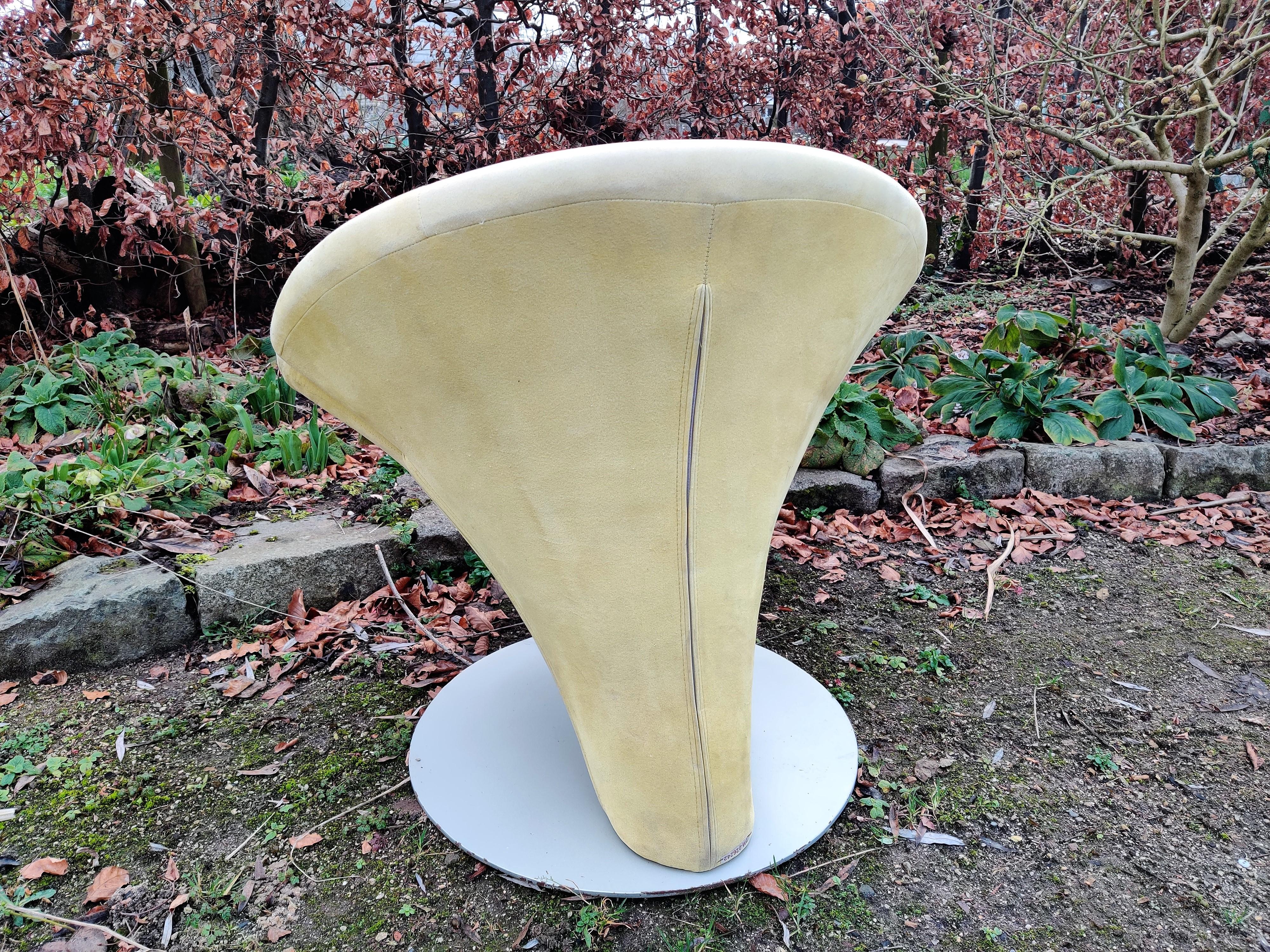 Flower Armchair by S. Santantonio for Giovannetti In Good Condition In HEVERLEE, BE