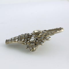 Broche cesta de flores con diamantes talla rosa de hasta 3,20 ct Oro de 14k y plata