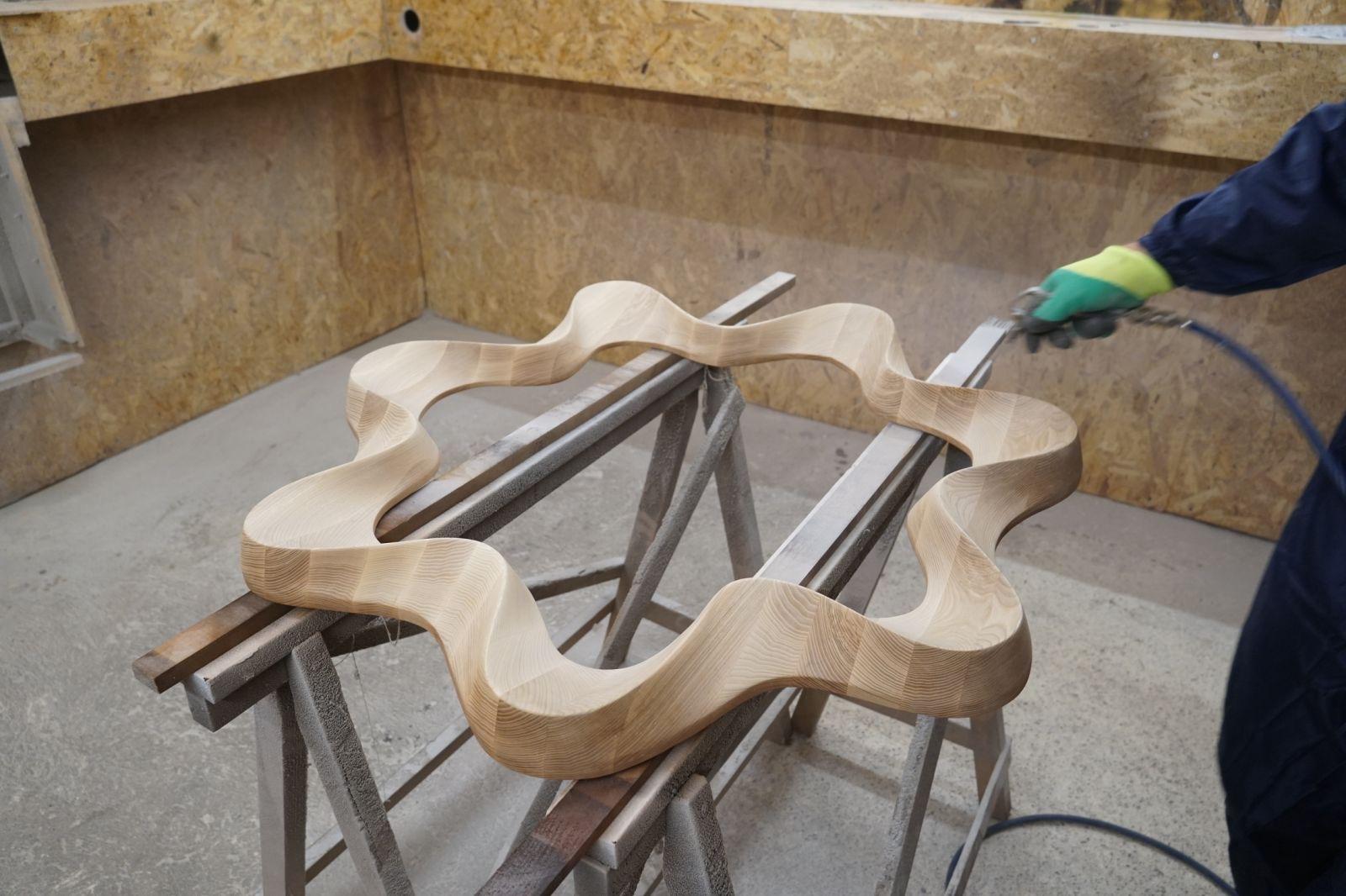 Miroir Flower Big Ash Wood Neuf - En vente à Naperville, IL