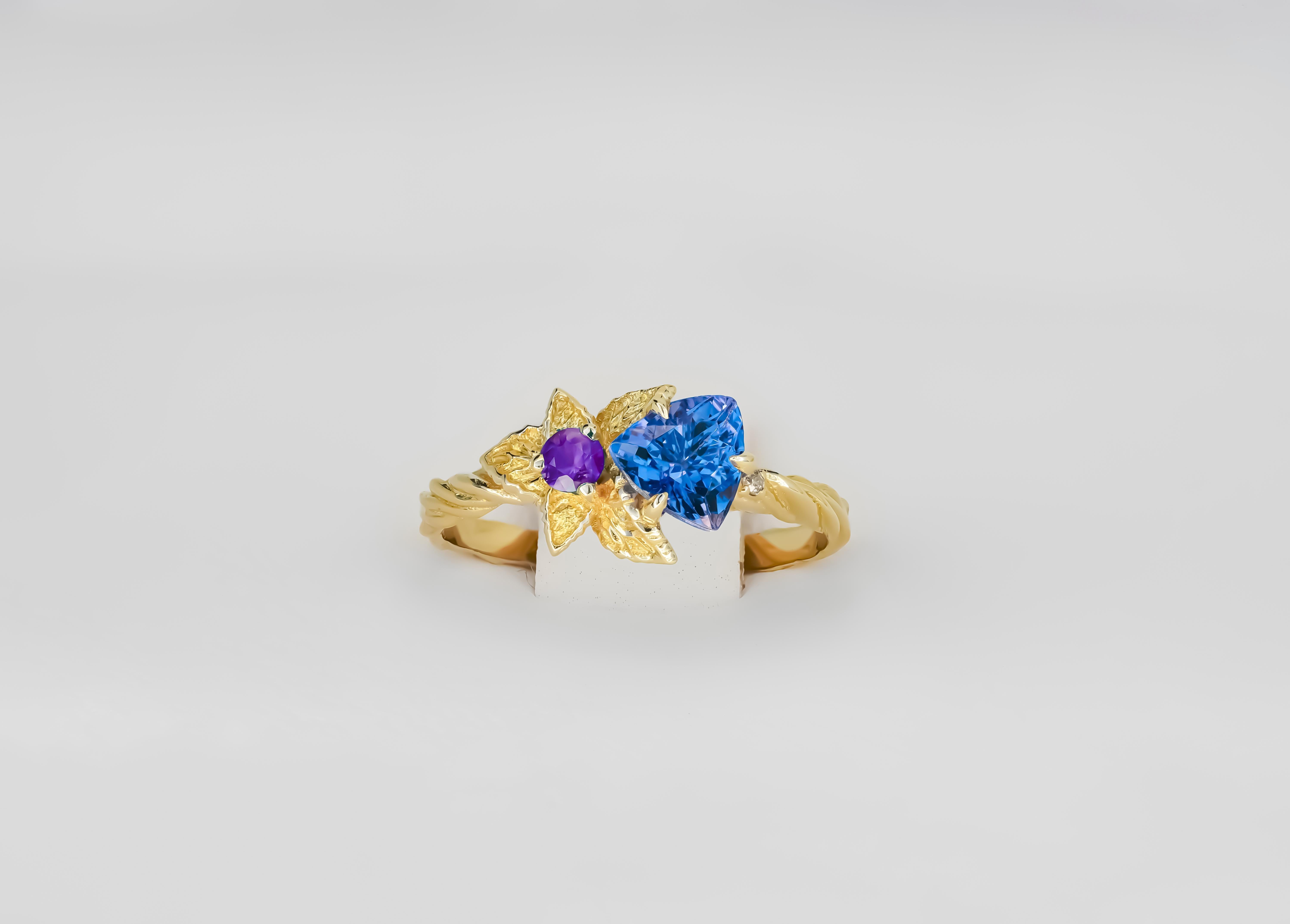 For Sale:  Flower blue, purple gemstone 14k gold ring 4