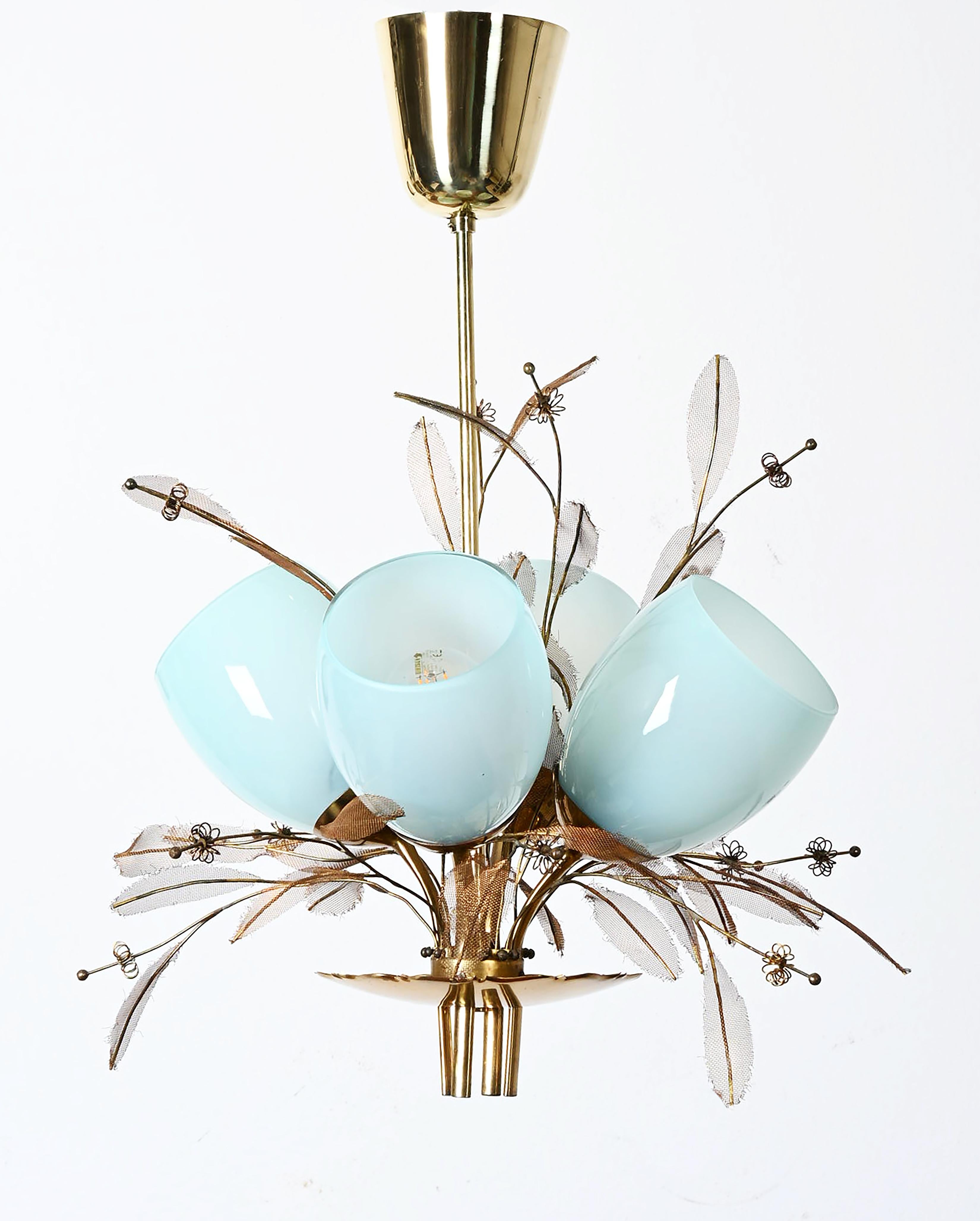 Lámpara Flower Bouquet de Paavo Tynell para Taito Oy con cristal azul en venta 12