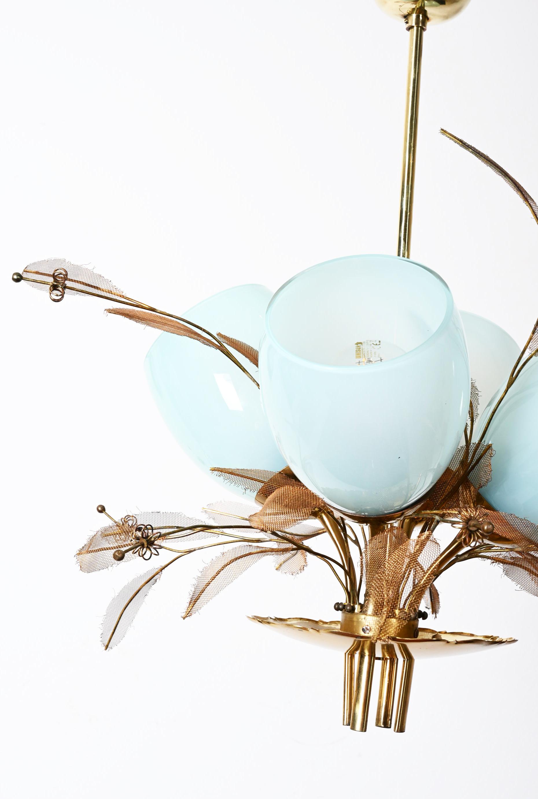 Lámpara Flower Bouquet de Paavo Tynell para Taito Oy con cristal azul en venta 2