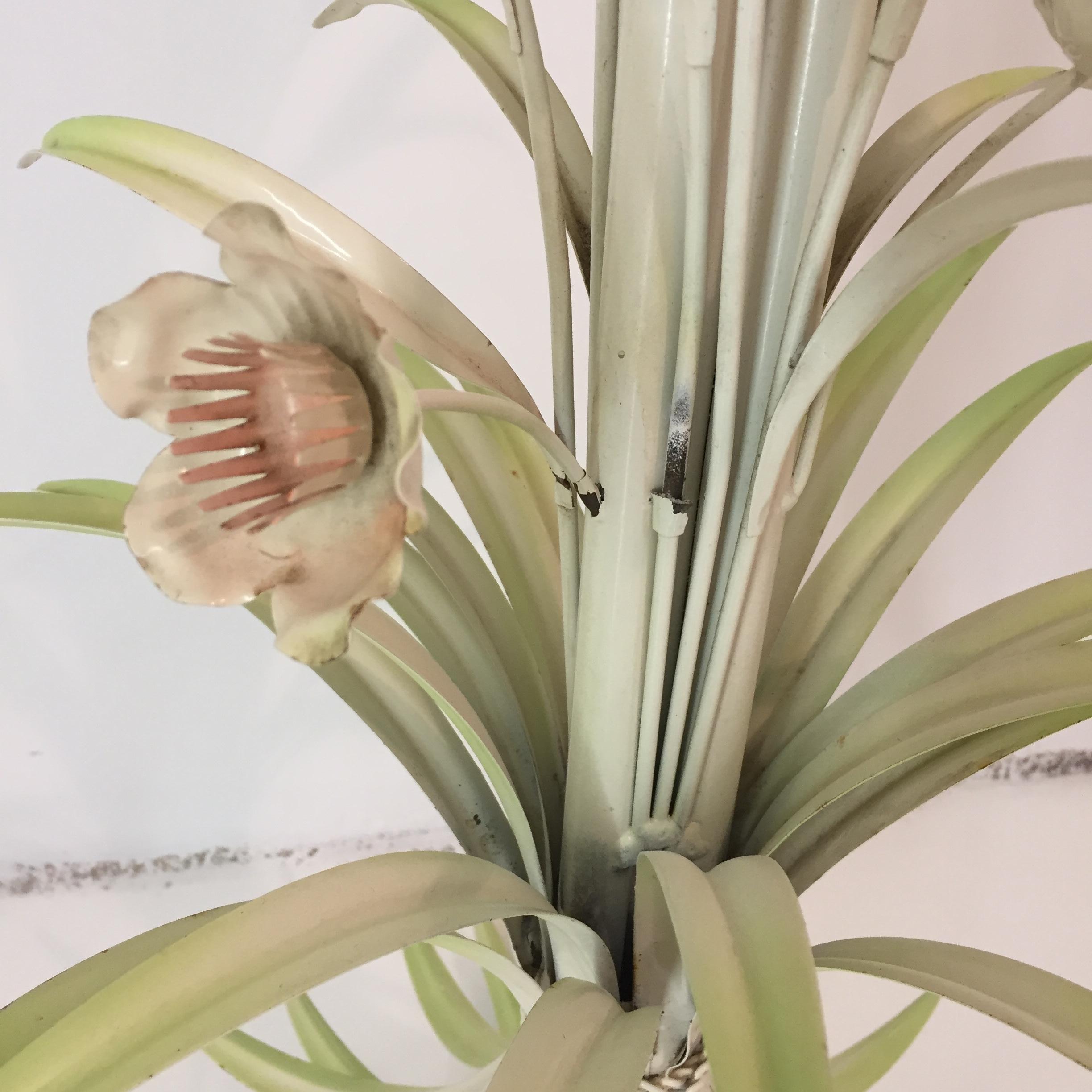 Hollywood Regency Flower Bouquet Pastel Floor Lamp 1960s Vintage Italian Sheaf Of Wheat MidCentury For Sale
