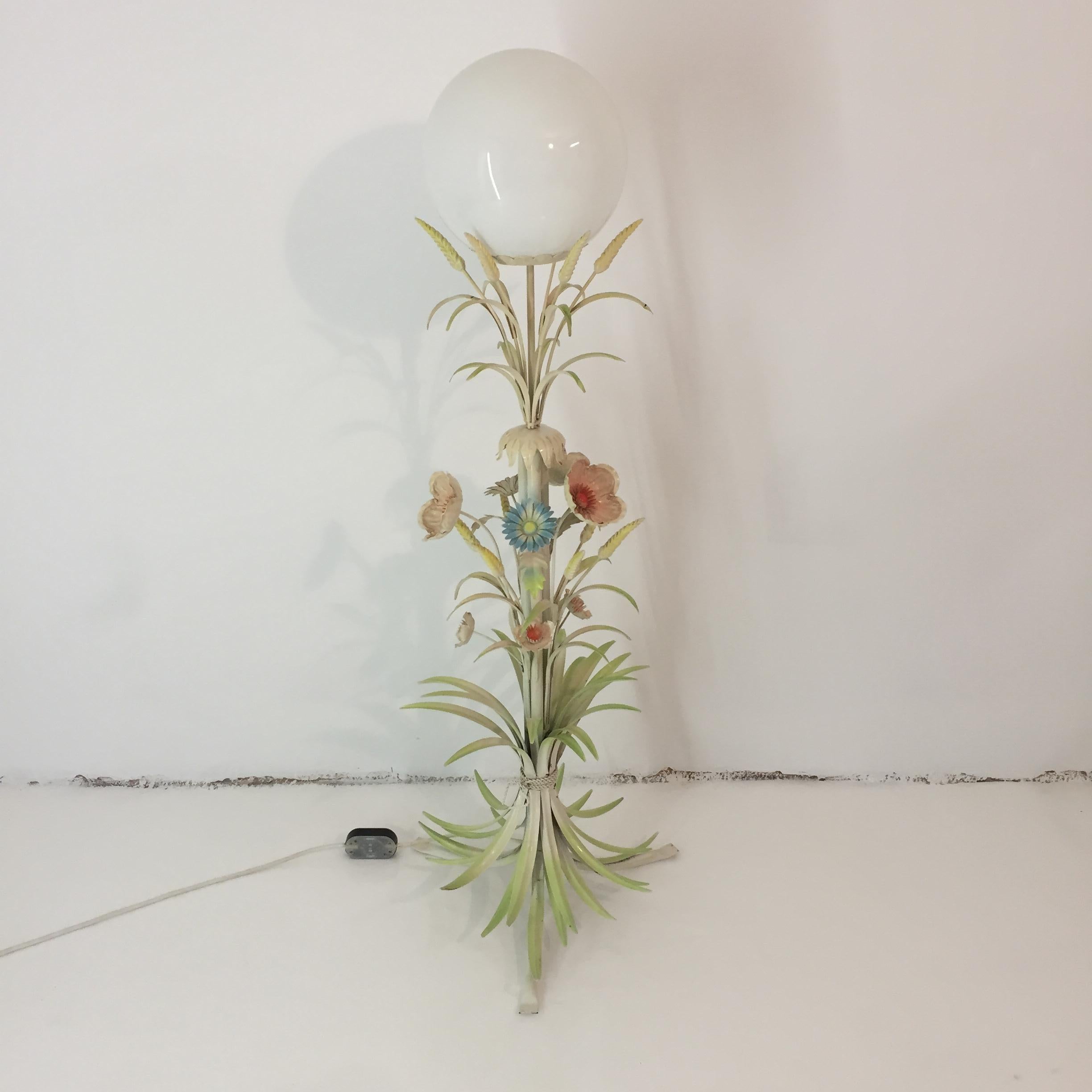 Flower Bouquet Pastel Floor Lamp 1960s Vintage Italian Sheaf Of Wheat MidCentury In Good Condition For Sale In London, GB