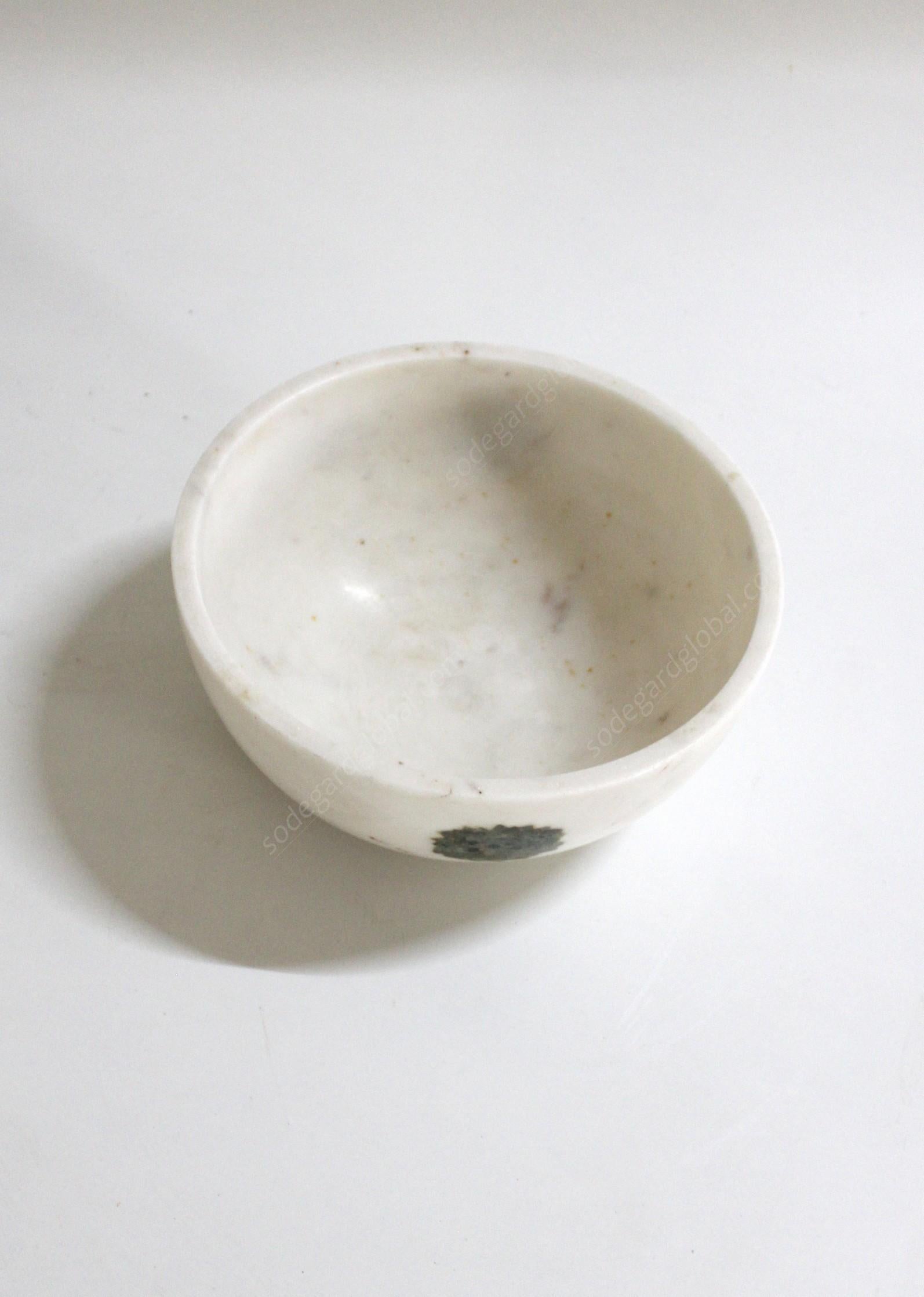 Other Flower Bowl in White Marble Handcrafted in India by Stephanie Odegard For Sale