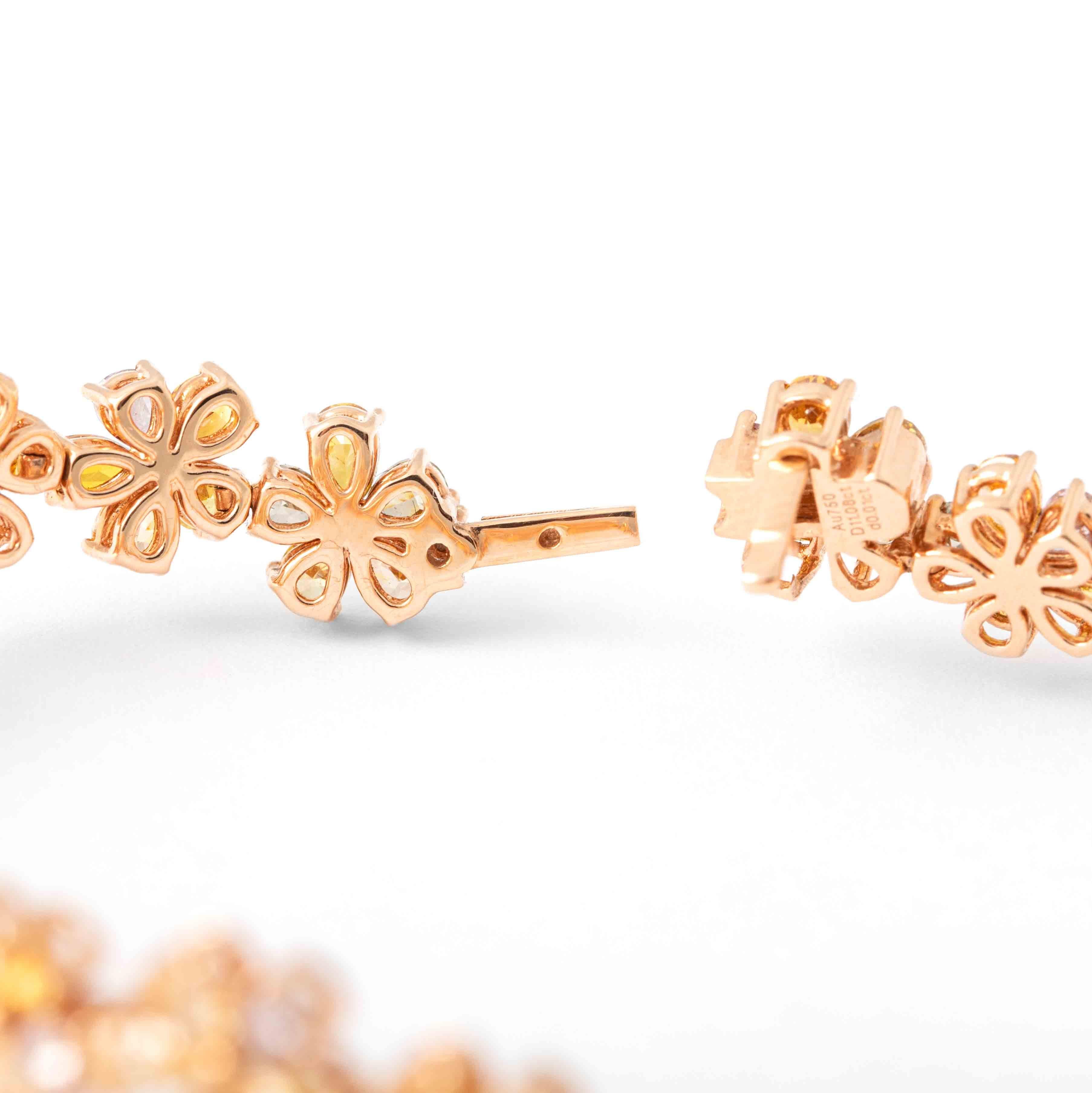 Flower Bracelet yellow gold set with diamonds For Sale 2