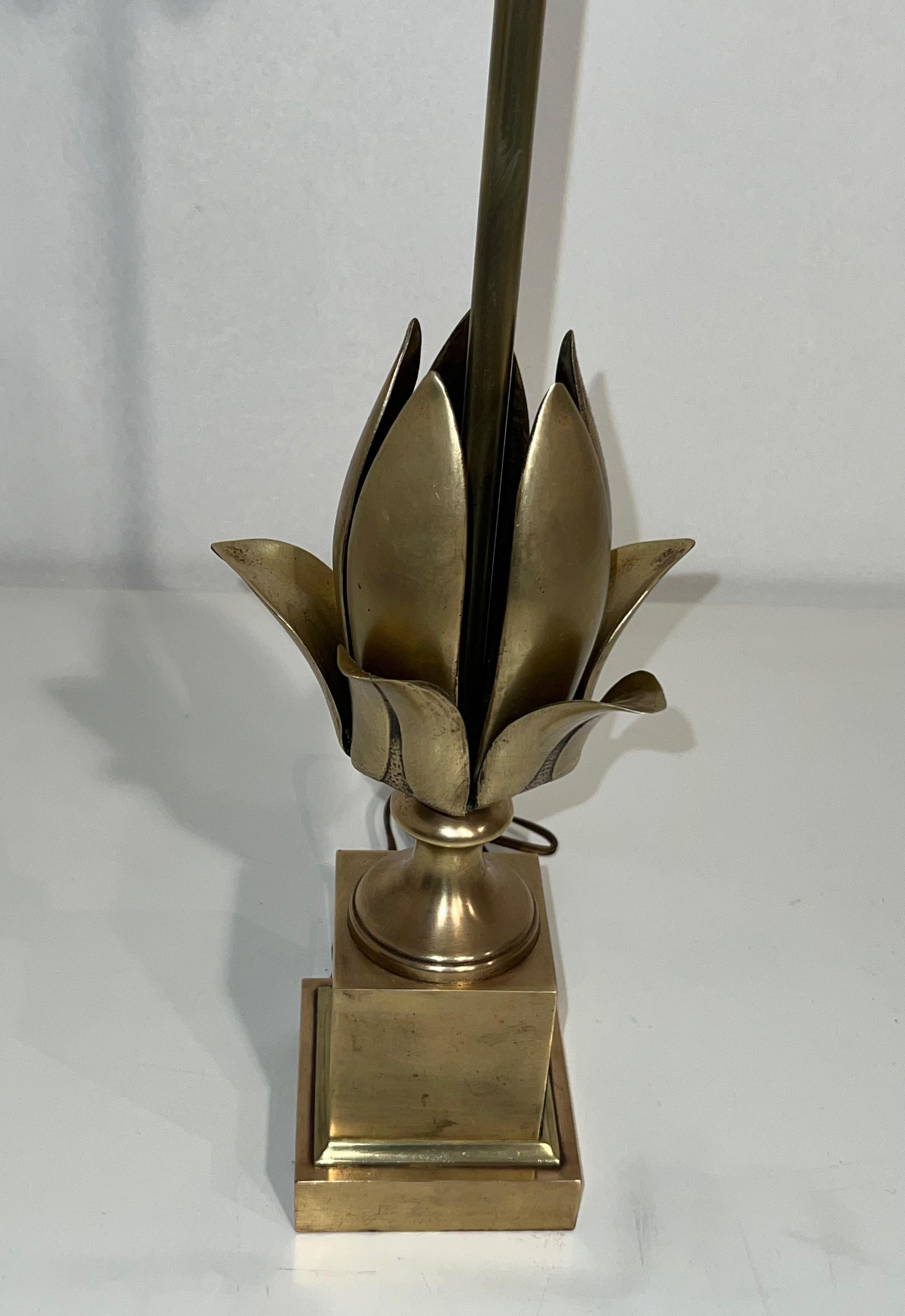 Late 20th Century Flower Brass Table Lamp in the style of Maison Charles. Circa 1970 For Sale