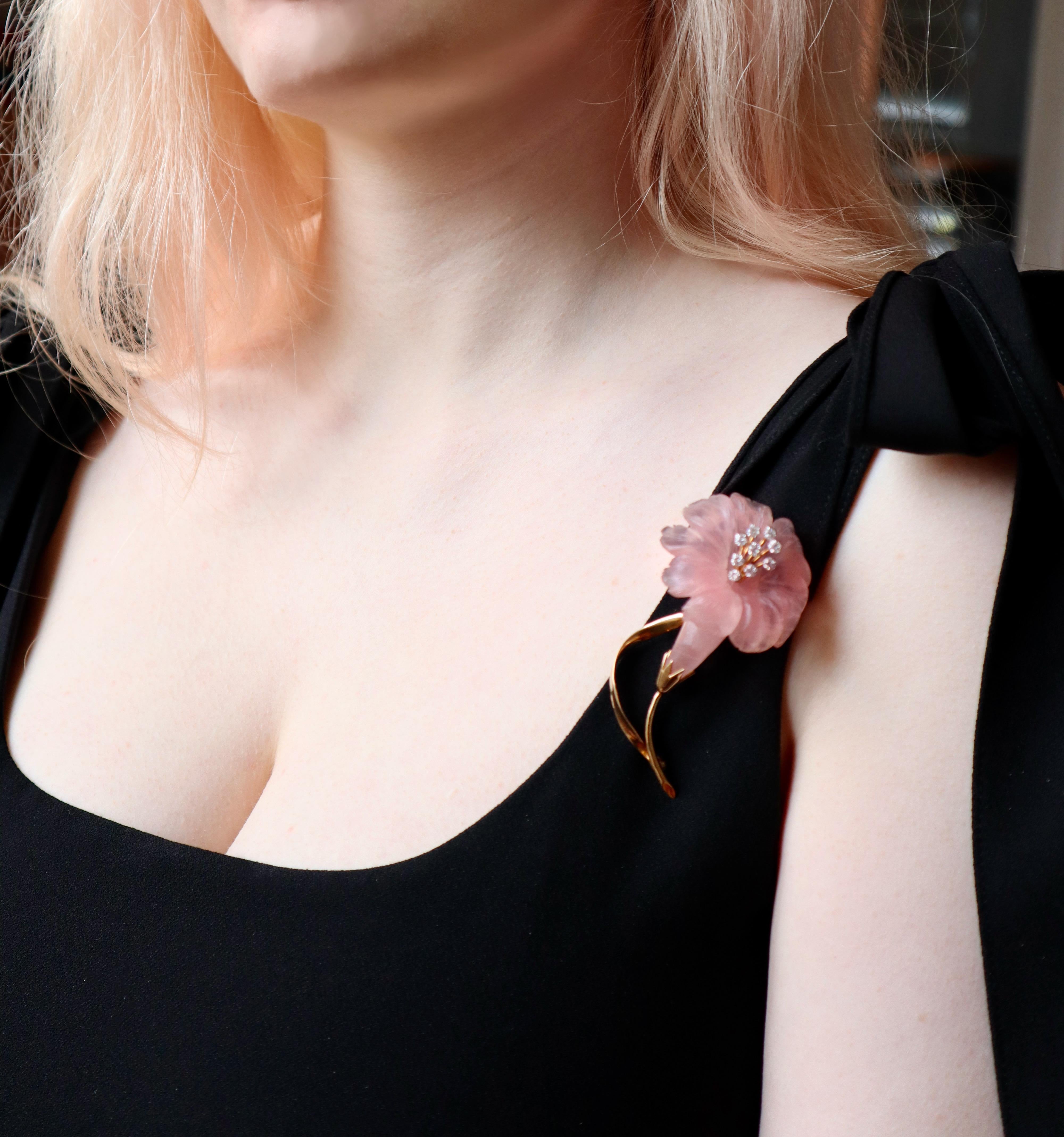 Brilliant Cut Flower Brooch, Rose Quartz, Yellow Gold and Diamonds For Sale
