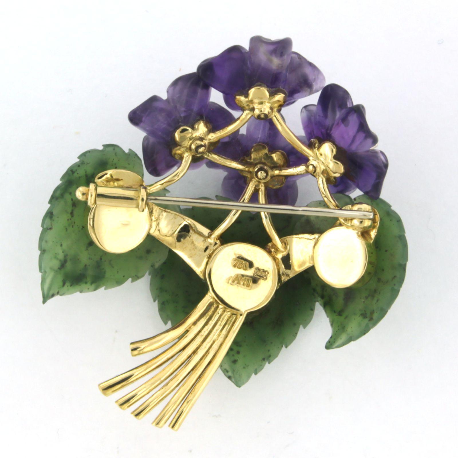 Flower brooch set with amethyst, jade and diamonds 18k yellow gold For Sale 1
