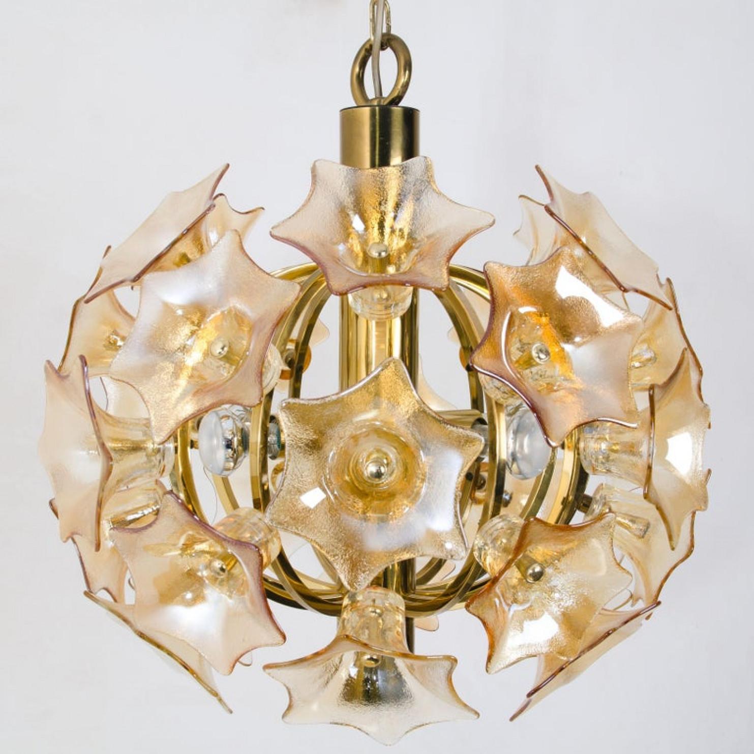 German Flower Bulb Murano Glass Brass Sputnik by Simon & Schelle, 1970 For Sale