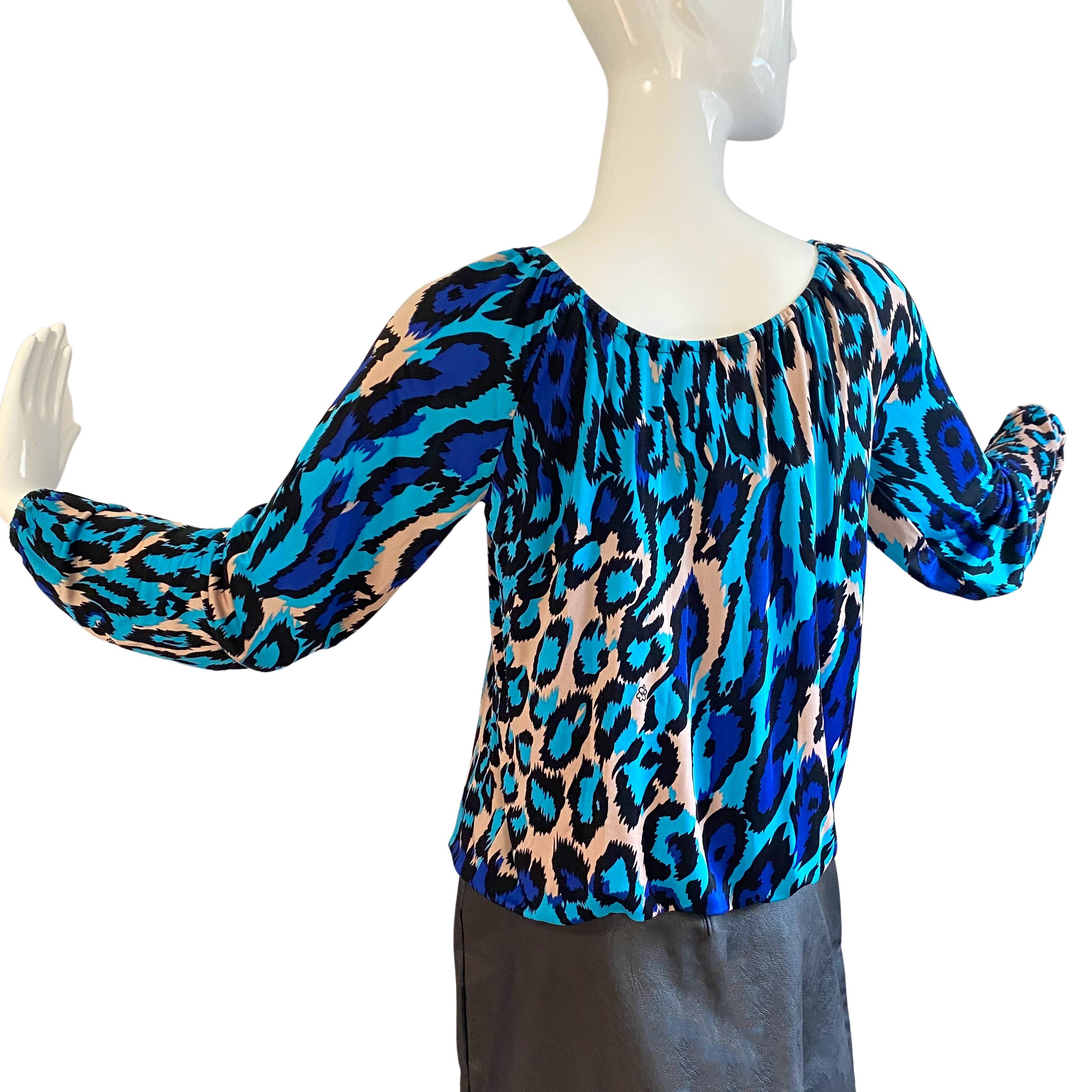 FLORA KUNG - Top Blouson in seta, viscosa e zaffiro, in stile bohémien - NWT in vendita 2