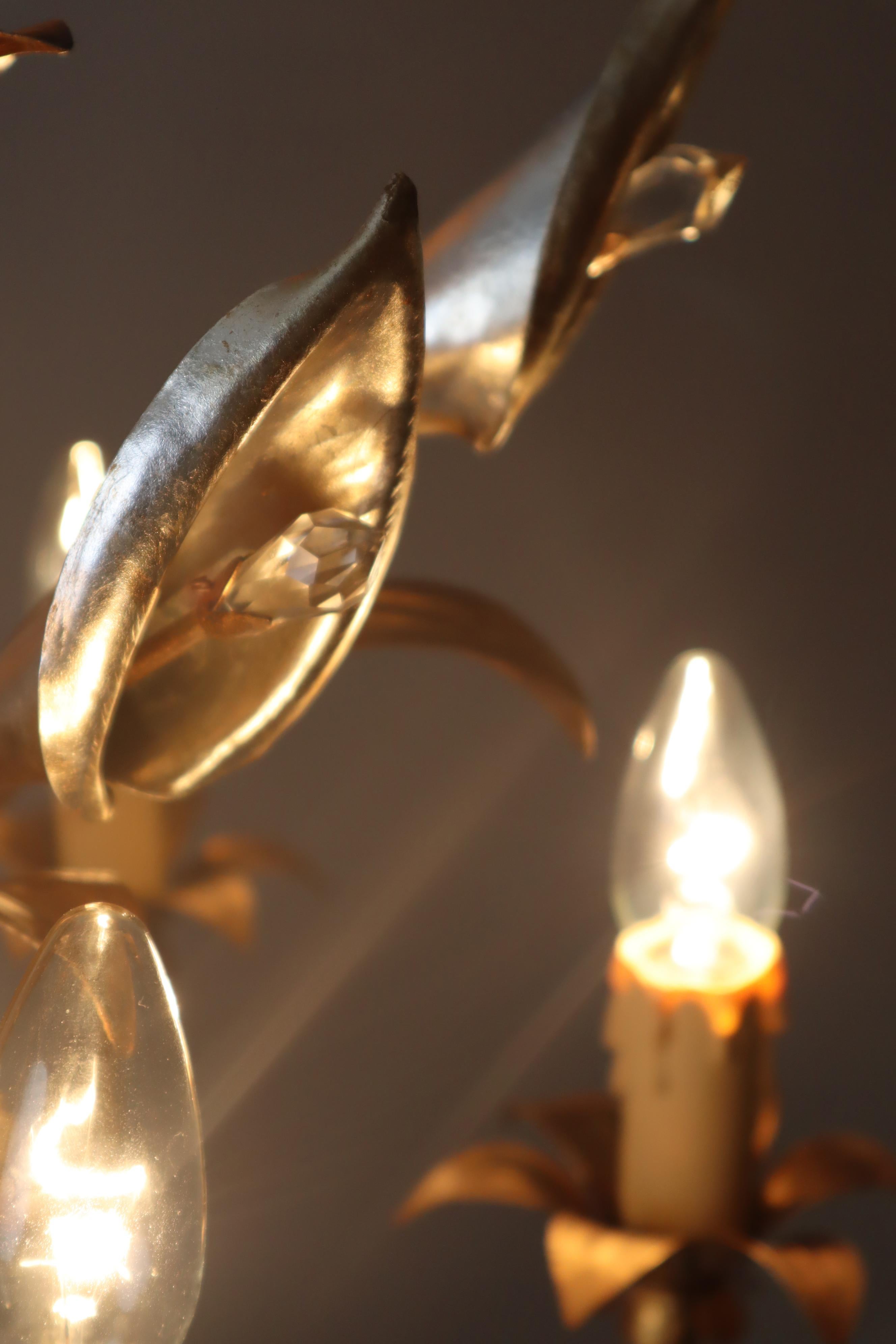 Araña Flower Calla Lilly en oro, años 70, de Hans Kögl Regencia de Hollywood en venta