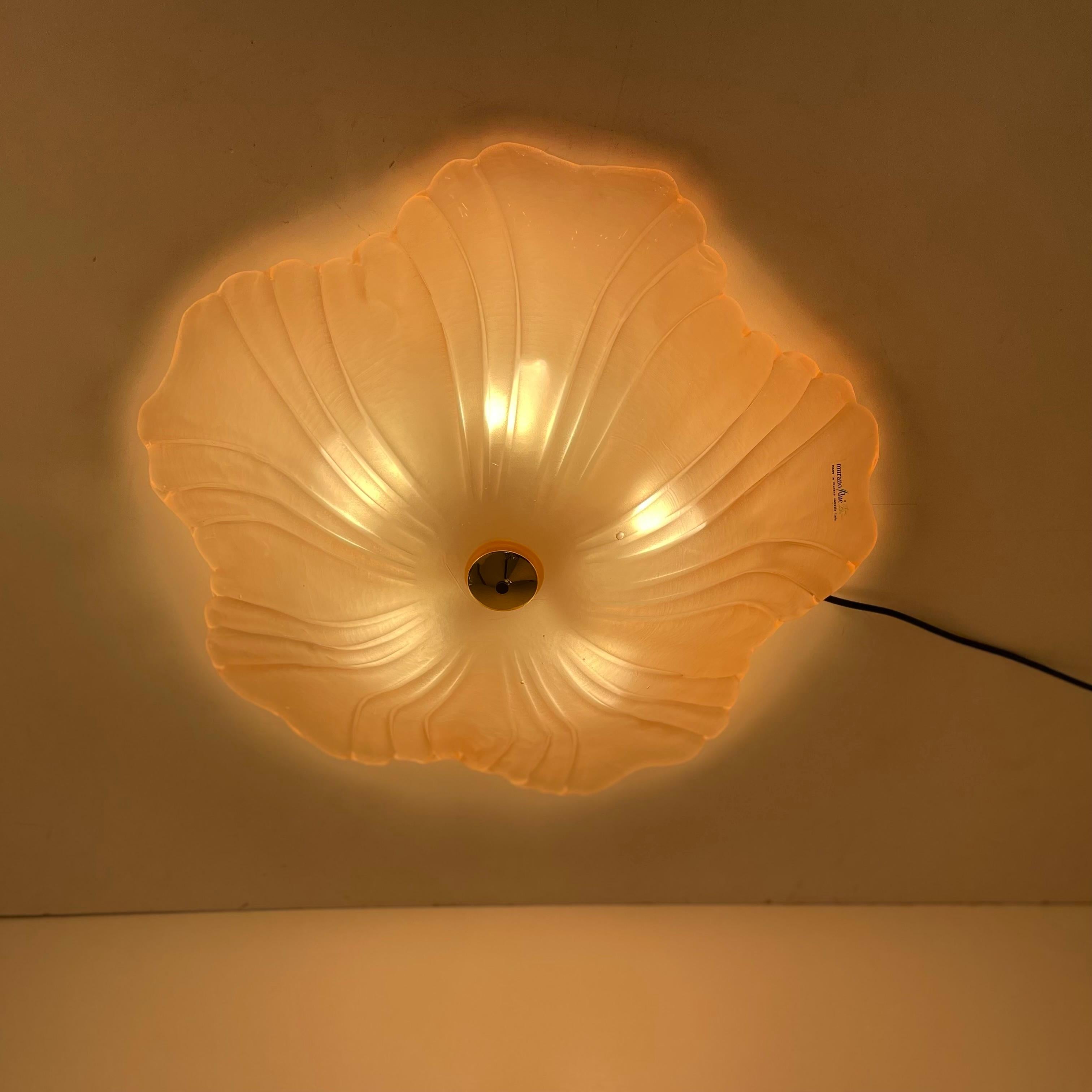 Lampada da soffitto a forma di fiore di Murano Due, anni '80 in vendita 3