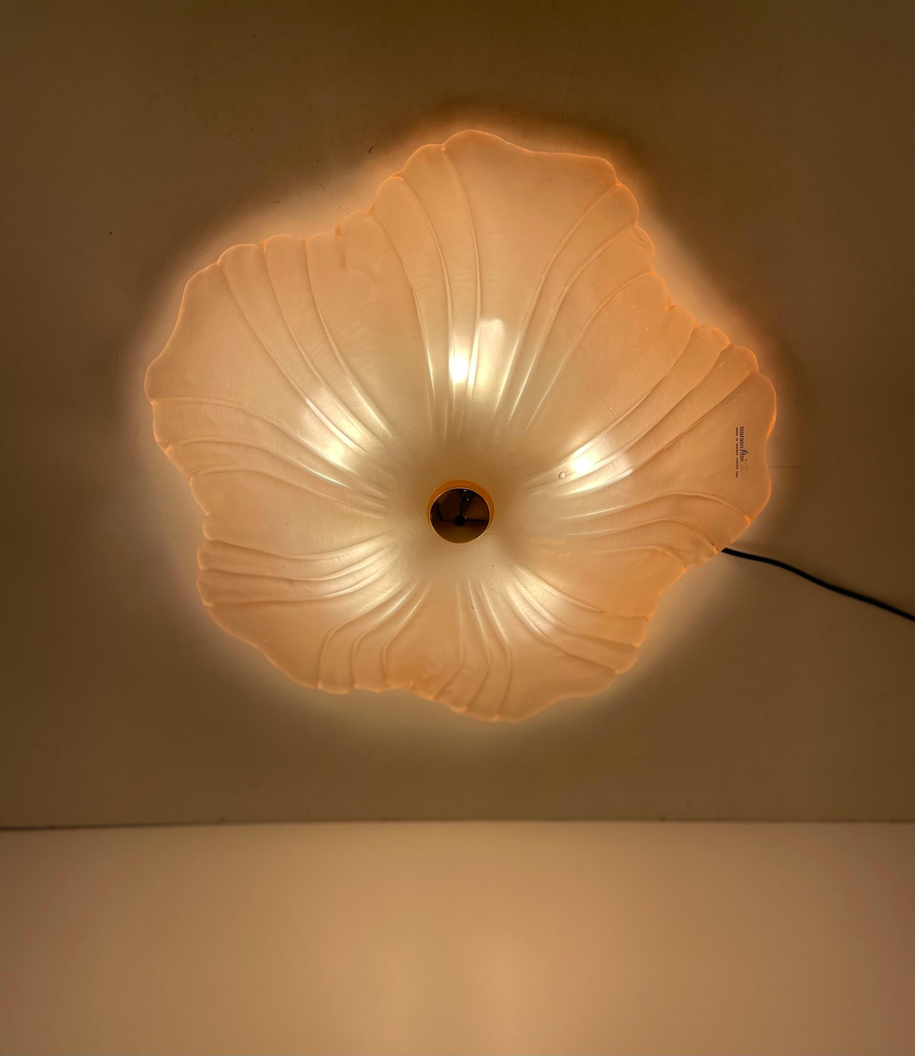 Lampada da soffitto a forma di fiore di Murano Due, anni '80 in vendita 4