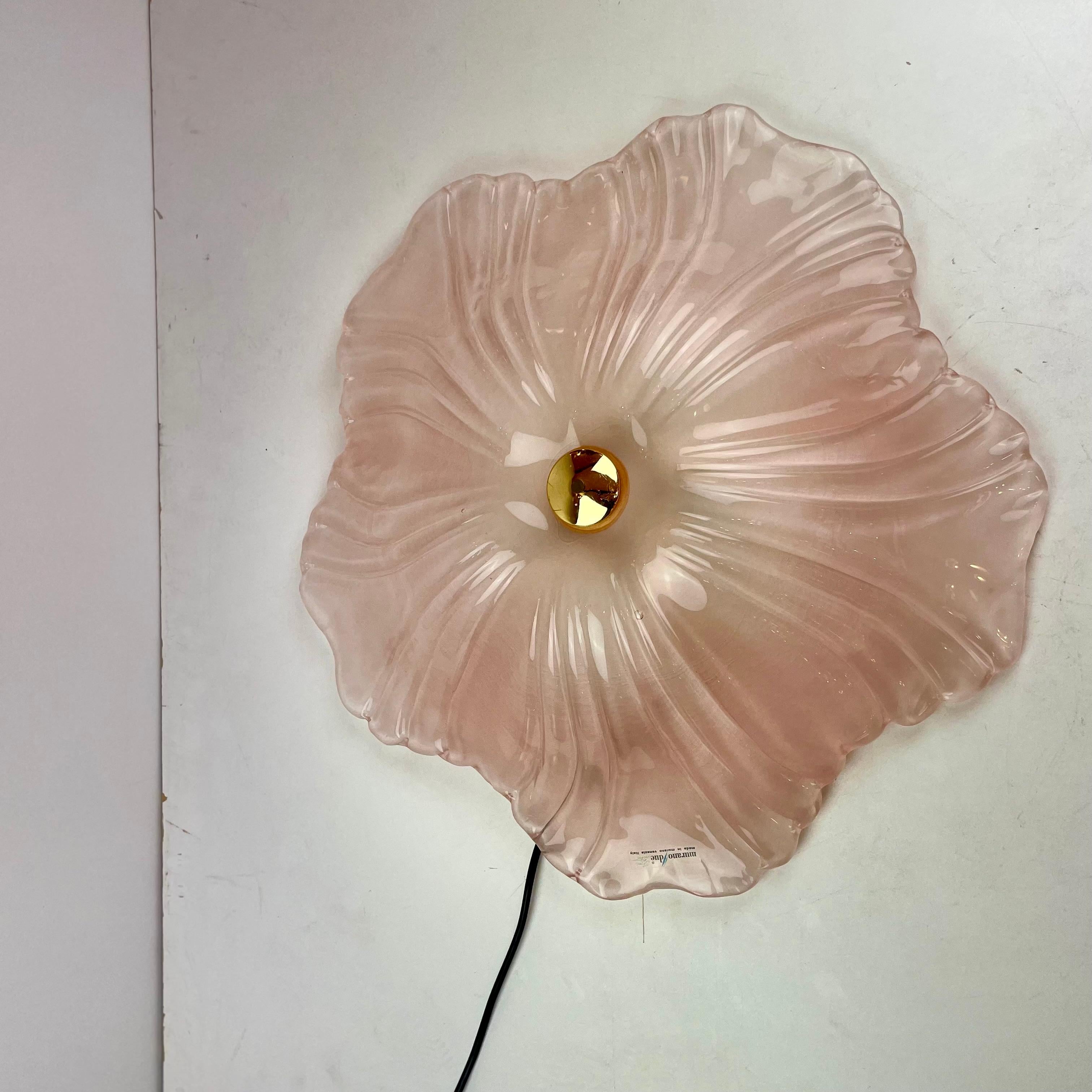 Lampada da soffitto a forma di fiore di Murano Due, anni '80 in vendita 7