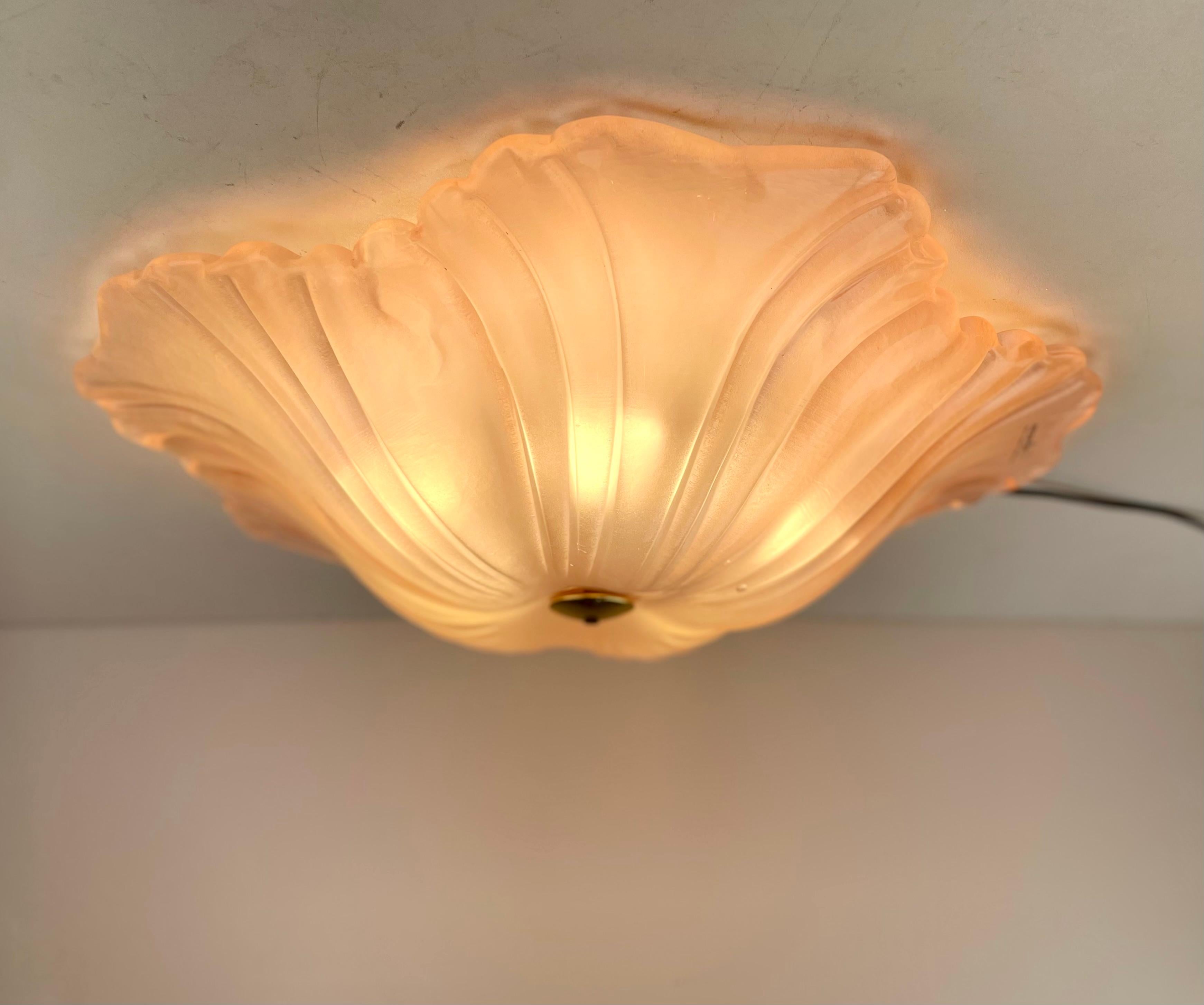 Lampada da soffitto a forma di fiore di Murano Due, anni '80 in vendita 1