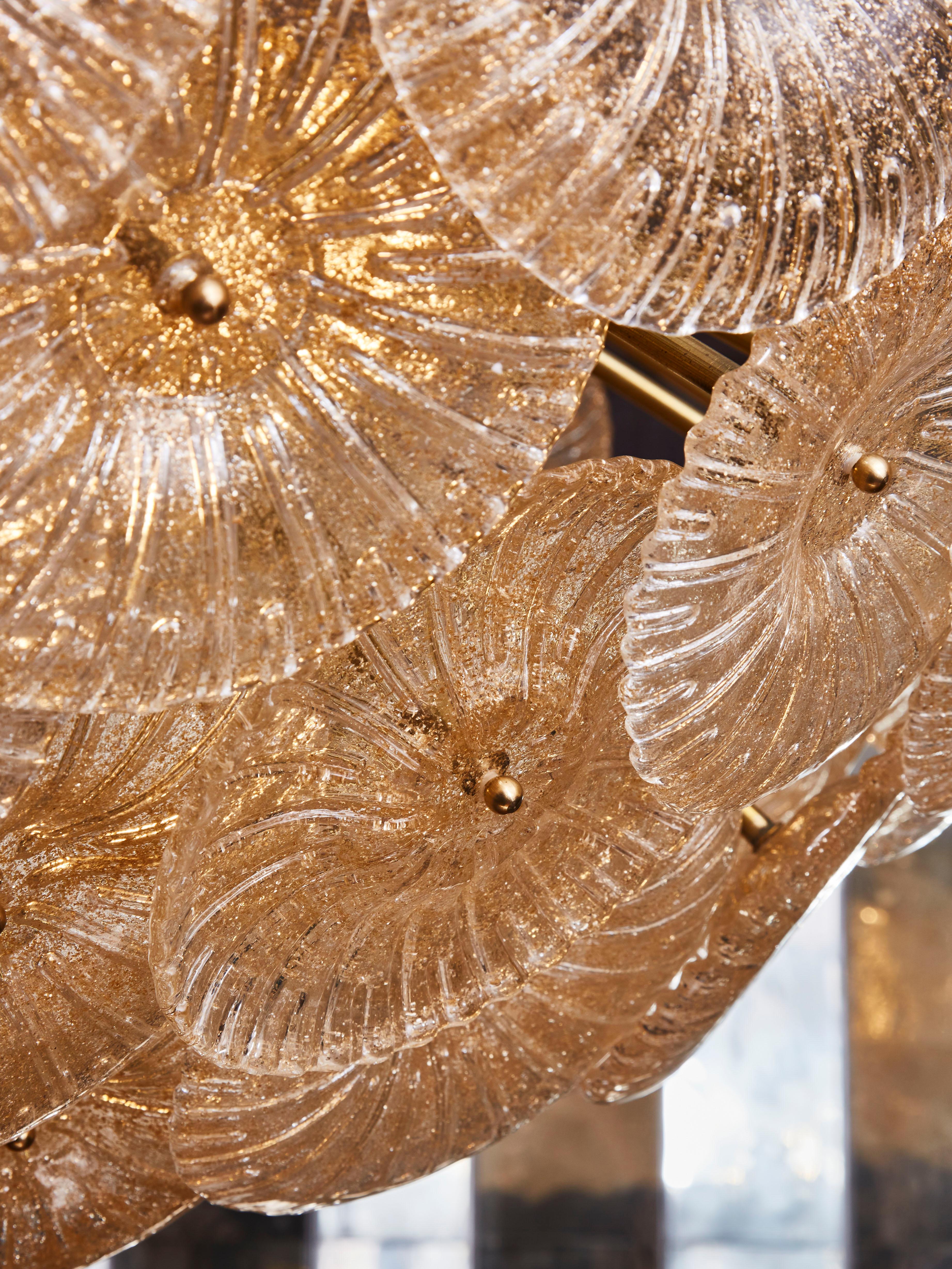 Italiano Lampadario a fiore di Studio A Glustin in vendita