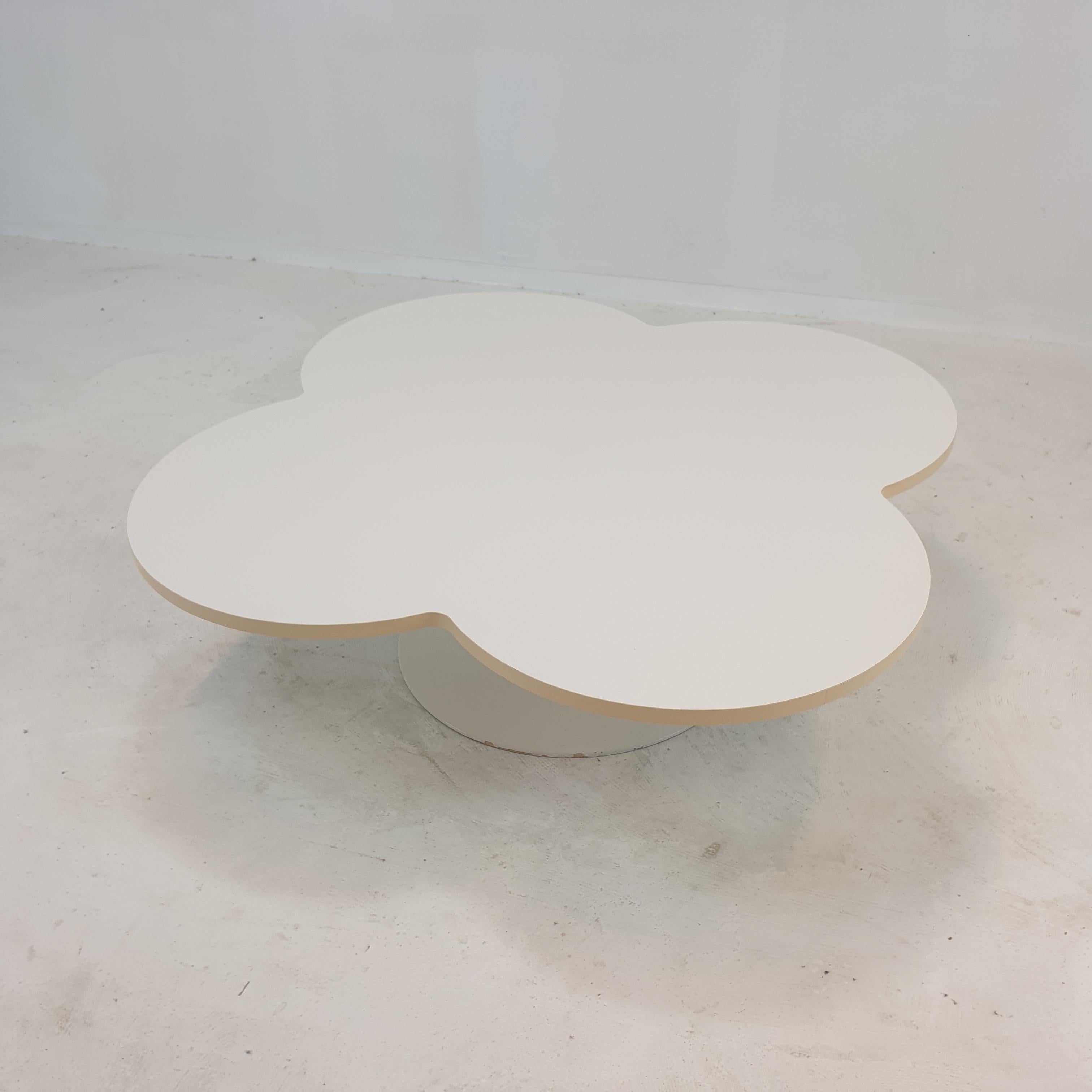 Flower Coffee Table by Kho Liang le for Artifort, 1960s For Sale 3