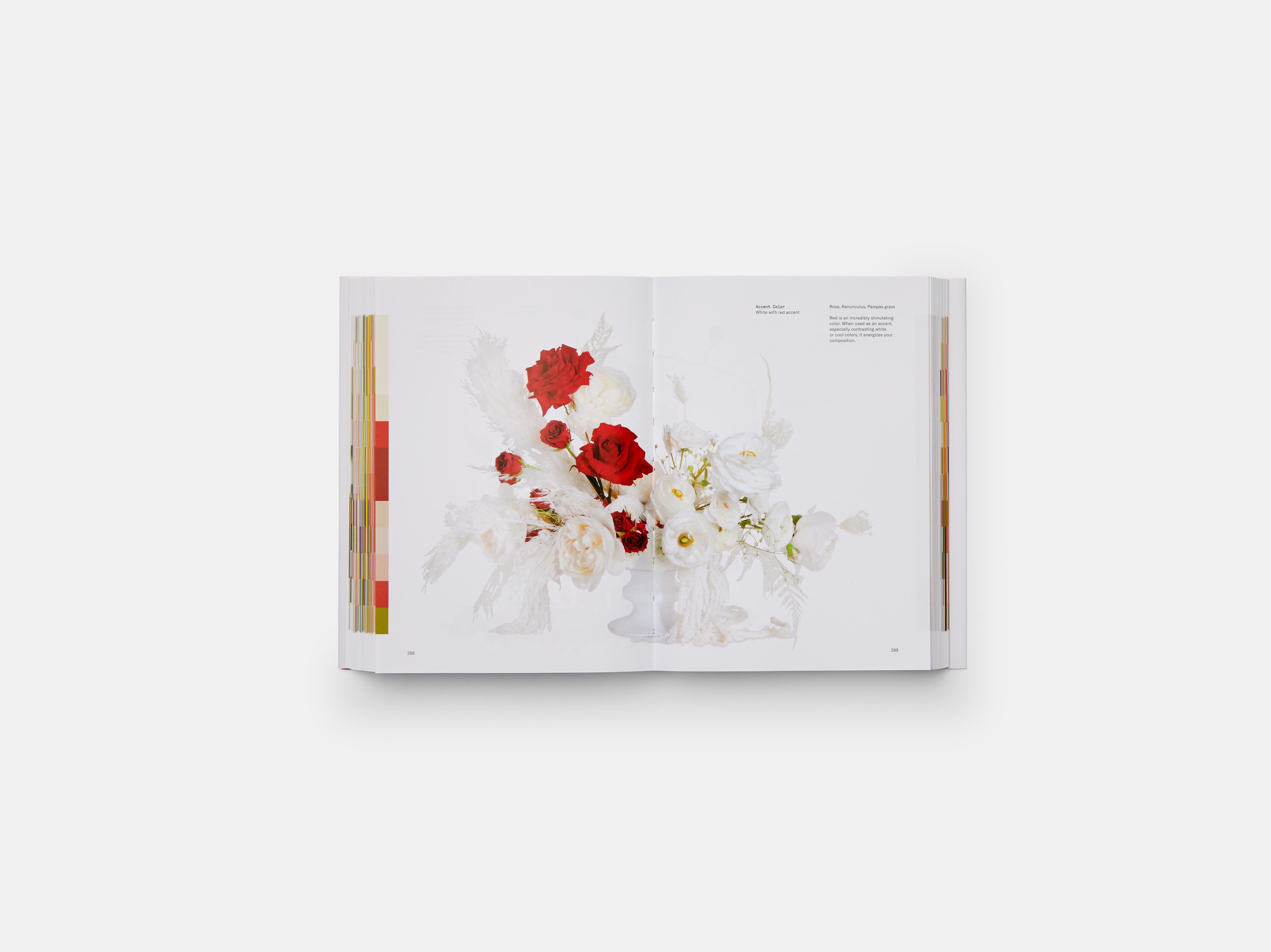 Livre sur la Theory des couleurs des fleurs Neuf - En vente à New York City, NY