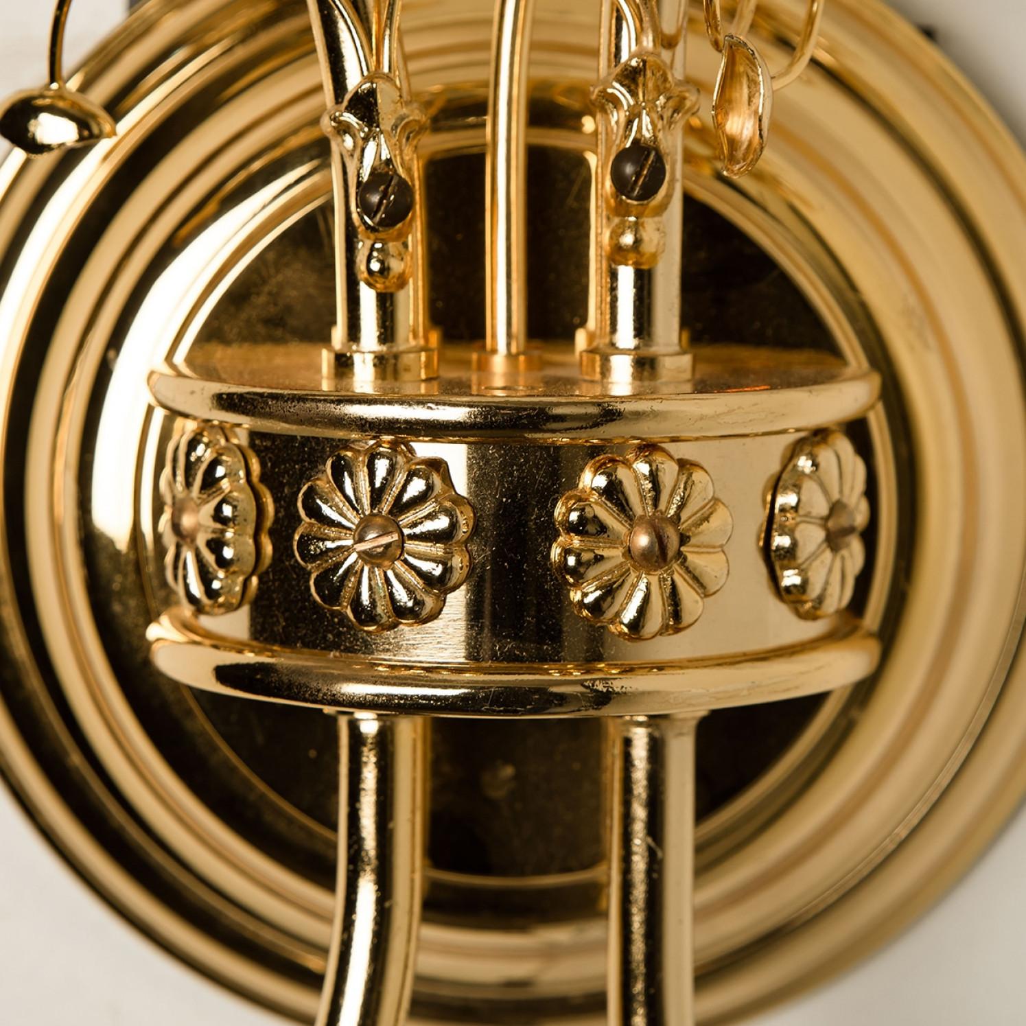 Flower Crystal and Brass Wall Lights or Sconces von Ernst Palme, Deutschland im Zustand „Gut“ im Angebot in Rijssen, NL