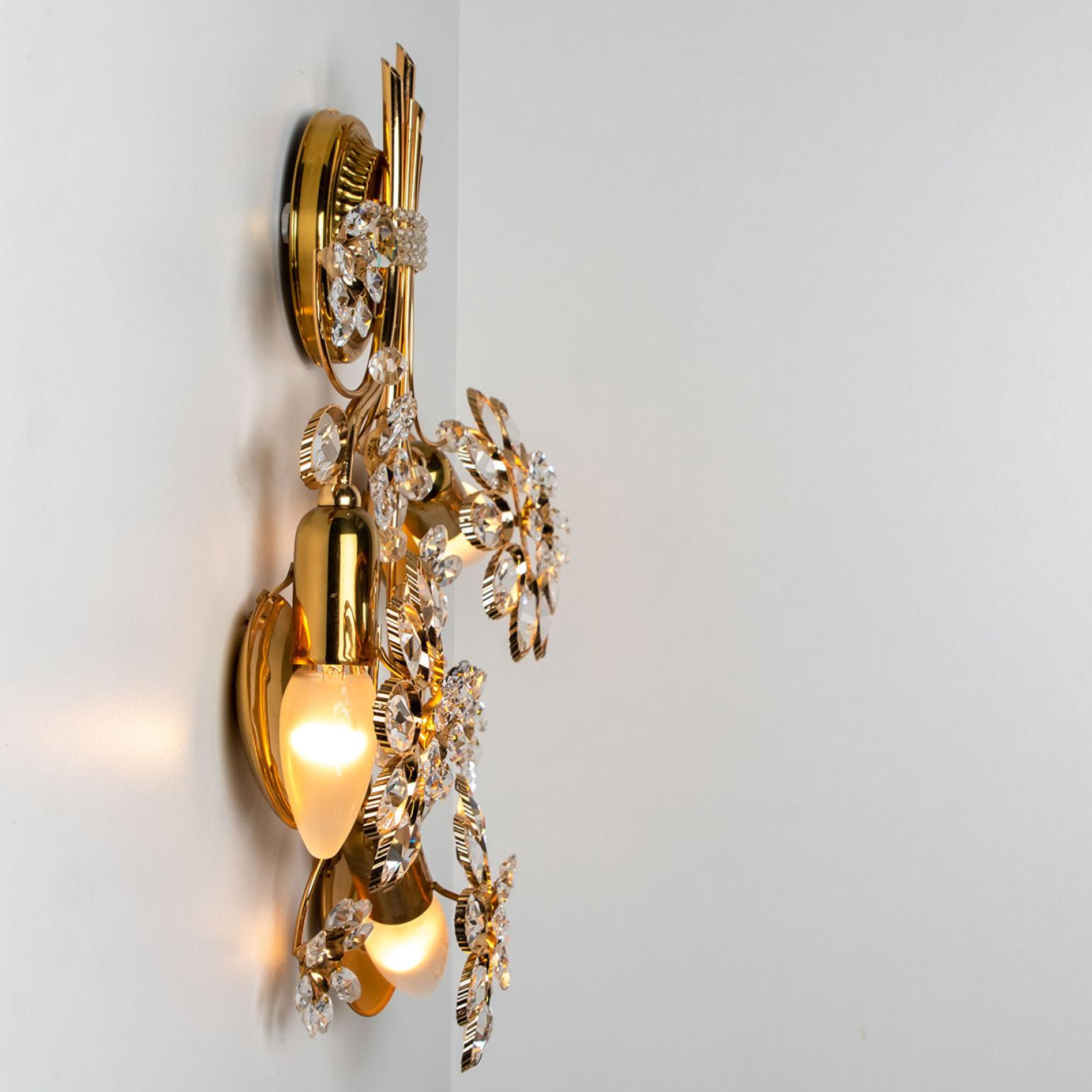 Flower Crystal and Brass Wall Sconce by Palwa, 1960s, Germany For Sale 4