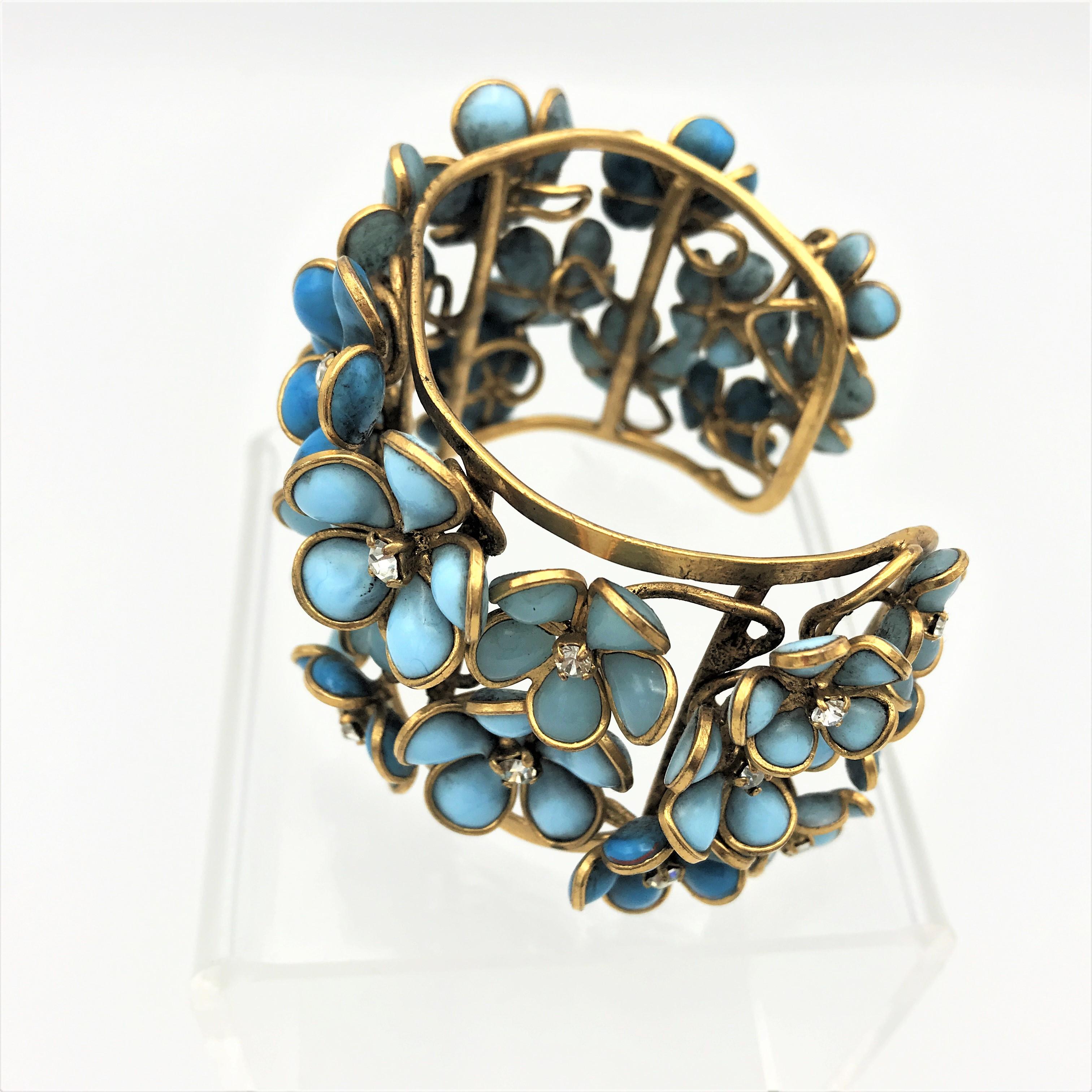 Romantic Flower open bracelet with many Gripoix flowers and rhinestones, gold plated 