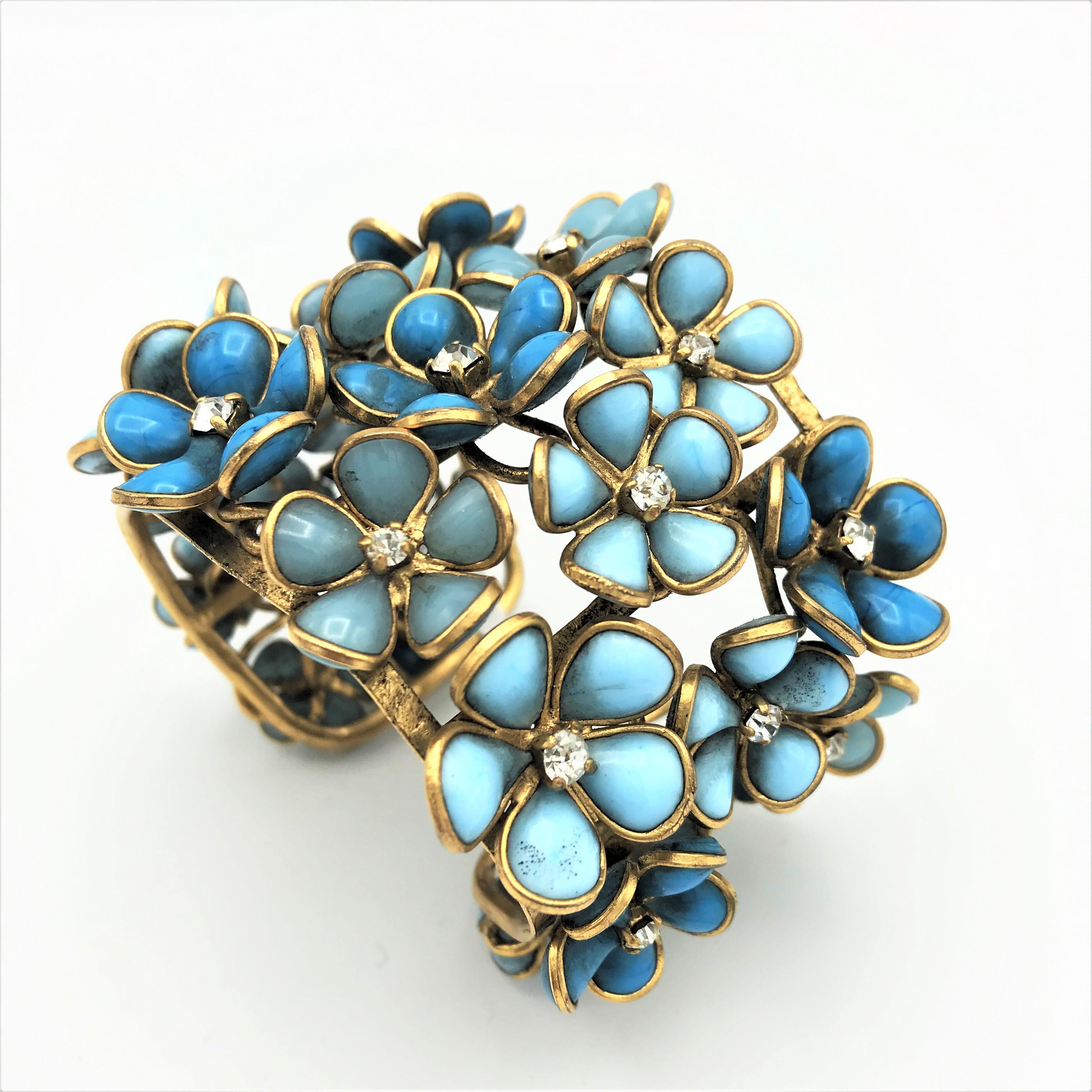 Women's Flower open bracelet with many Gripoix flowers and rhinestones, gold plated 
