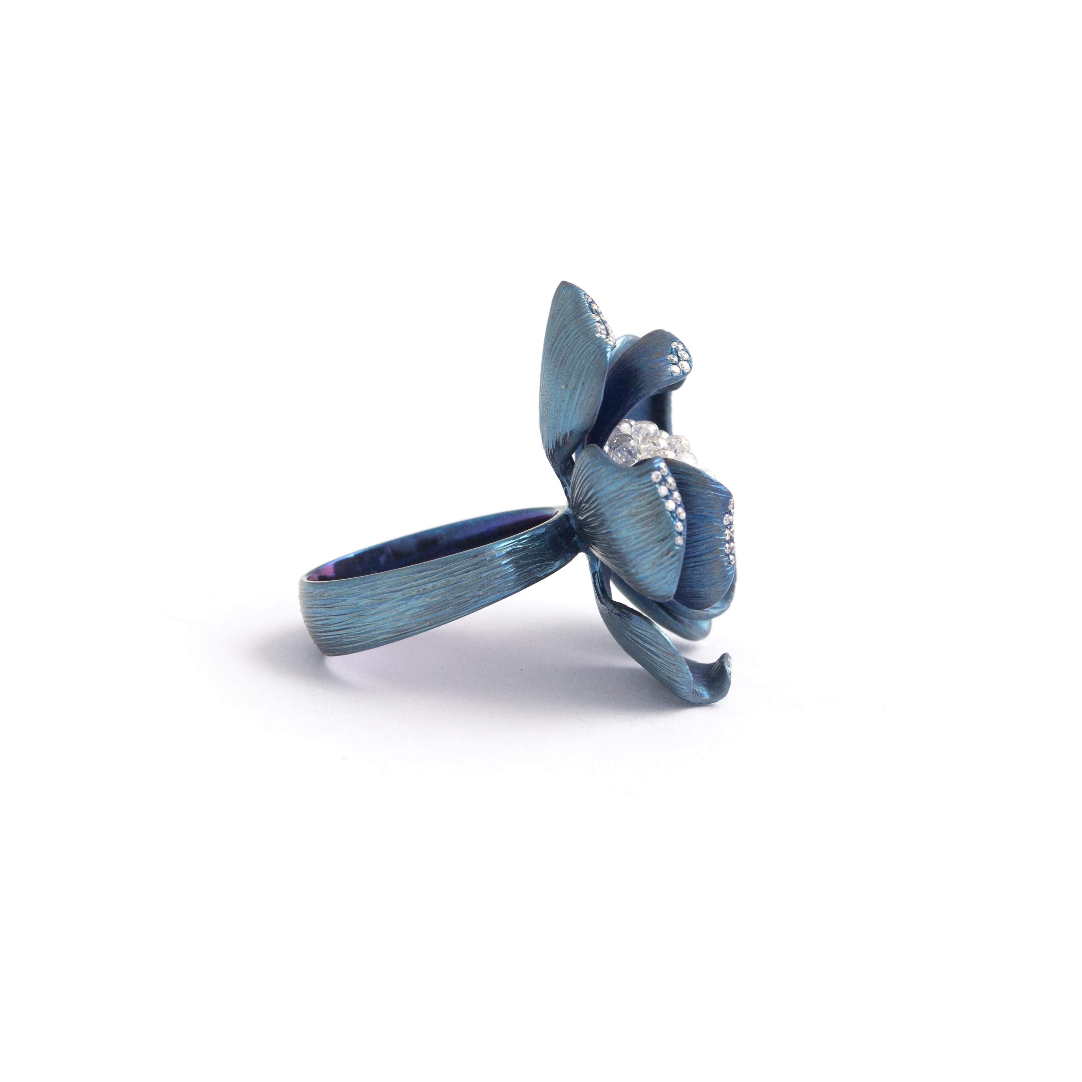Briolette Cut Flower Design Briolette Diamond Blue Gold 18K Ring For Sale