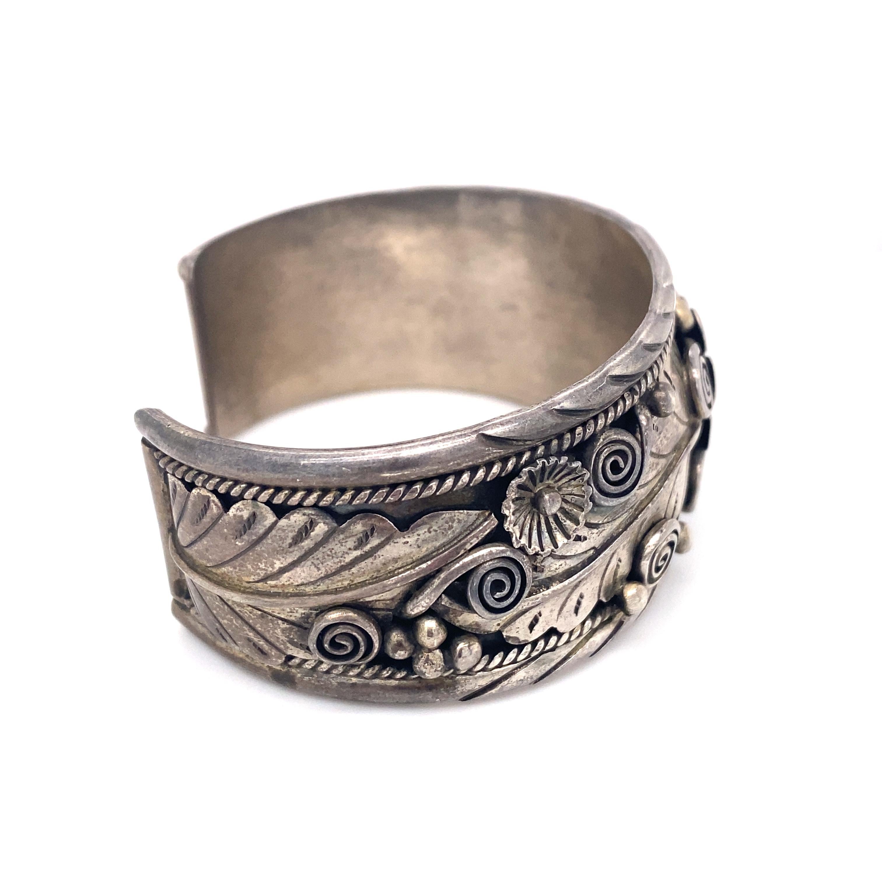 Circa: 1970s
Metal Type: Sterling silver
Weight: 53 grams
Marked Parlos