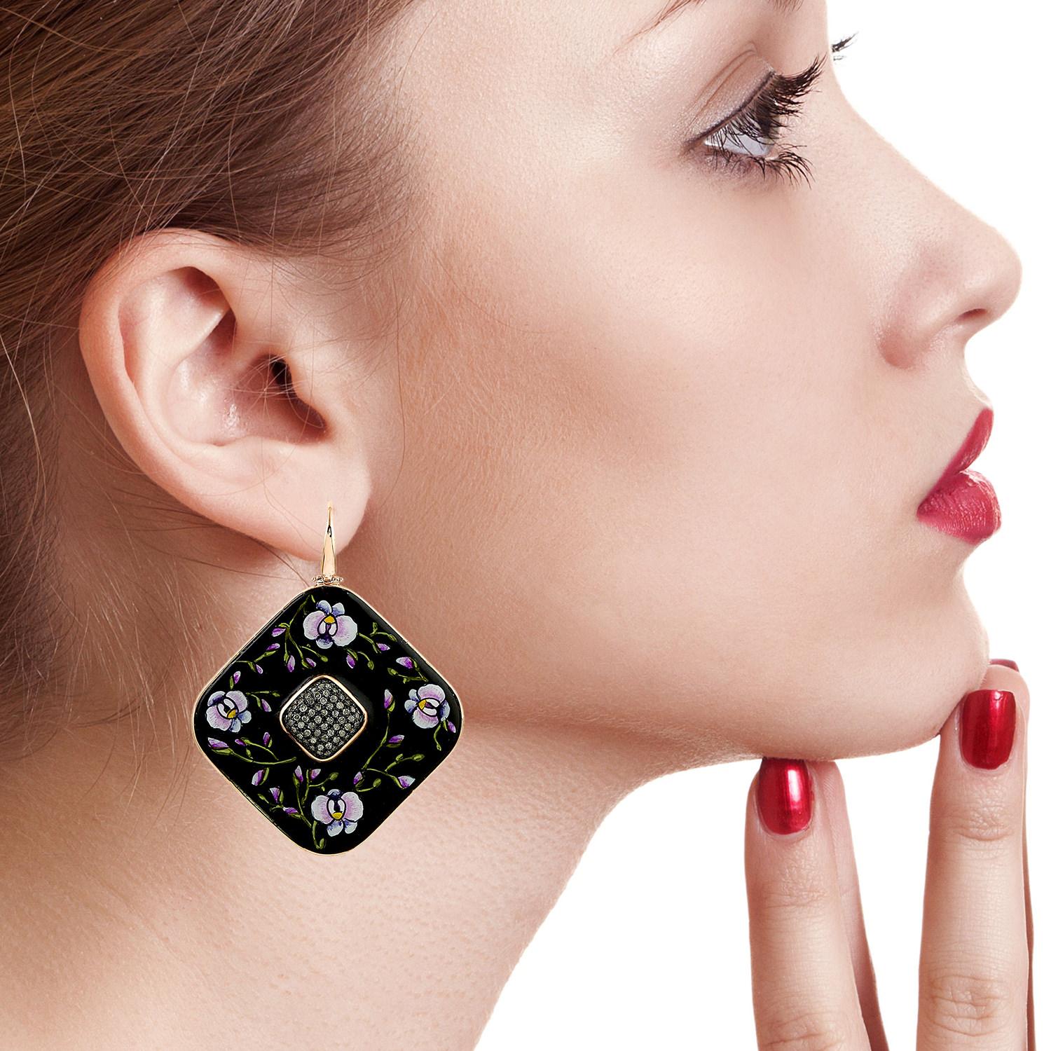 Art Deco Flower Designed Enamel Bakelite Dangle Earring With Diamonds In Gold & Silver For Sale