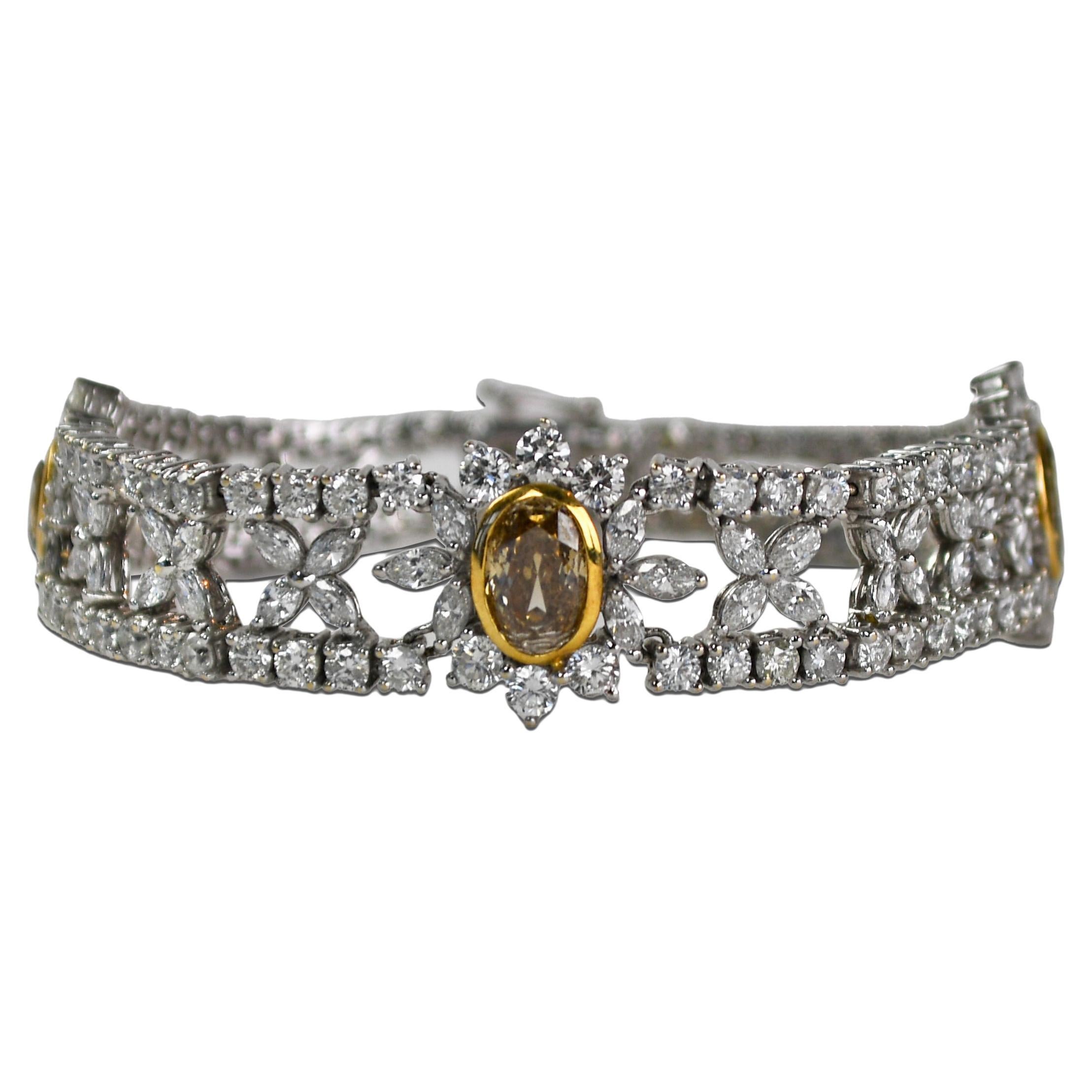 Pulsera de Diamantes Flor Oro Blanco 18 Kilates 13,18 Quilates Color G-I SI-VS en venta