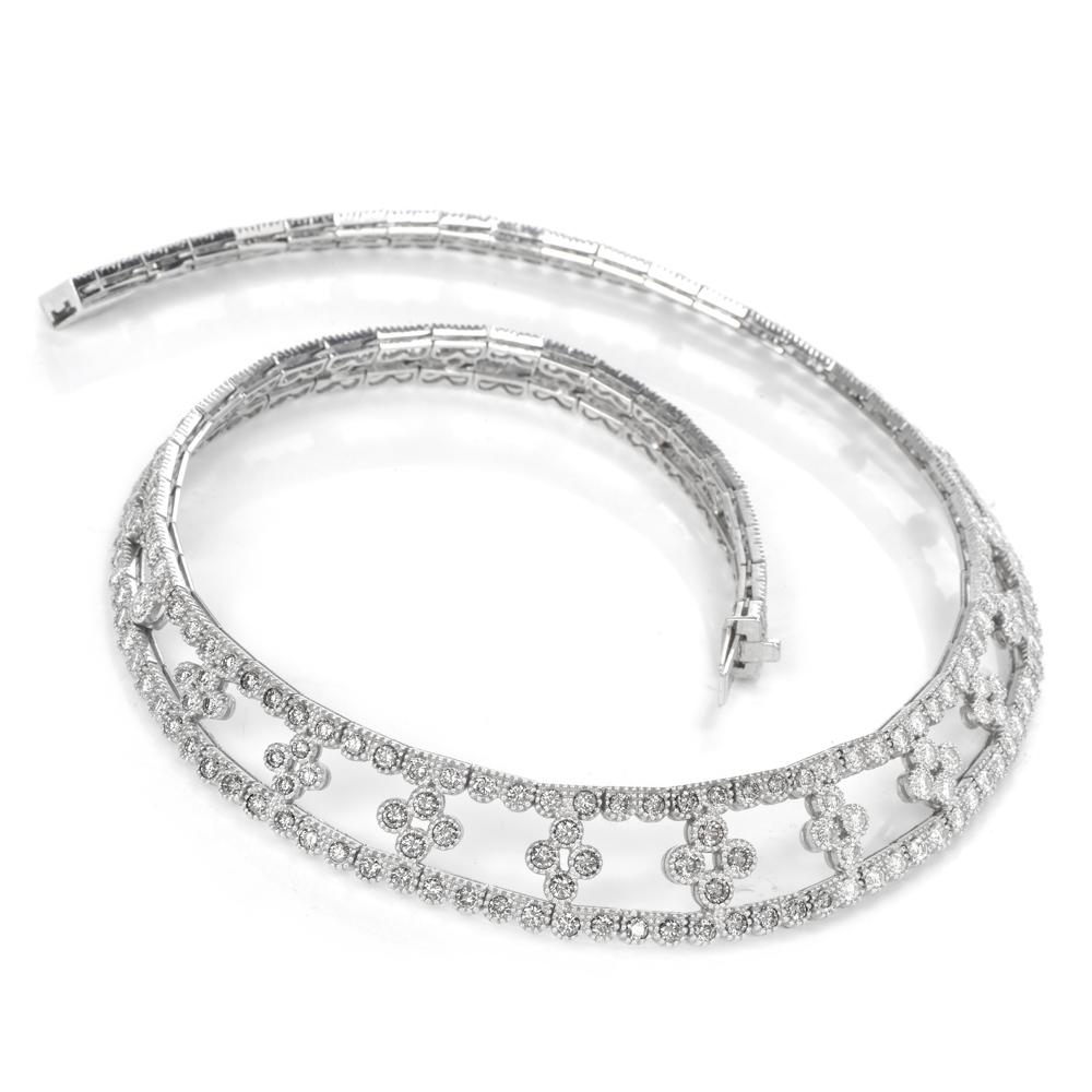 Flower Diamond Collar Choker 18 Karat Gold Necklace In Excellent Condition In Miami, FL