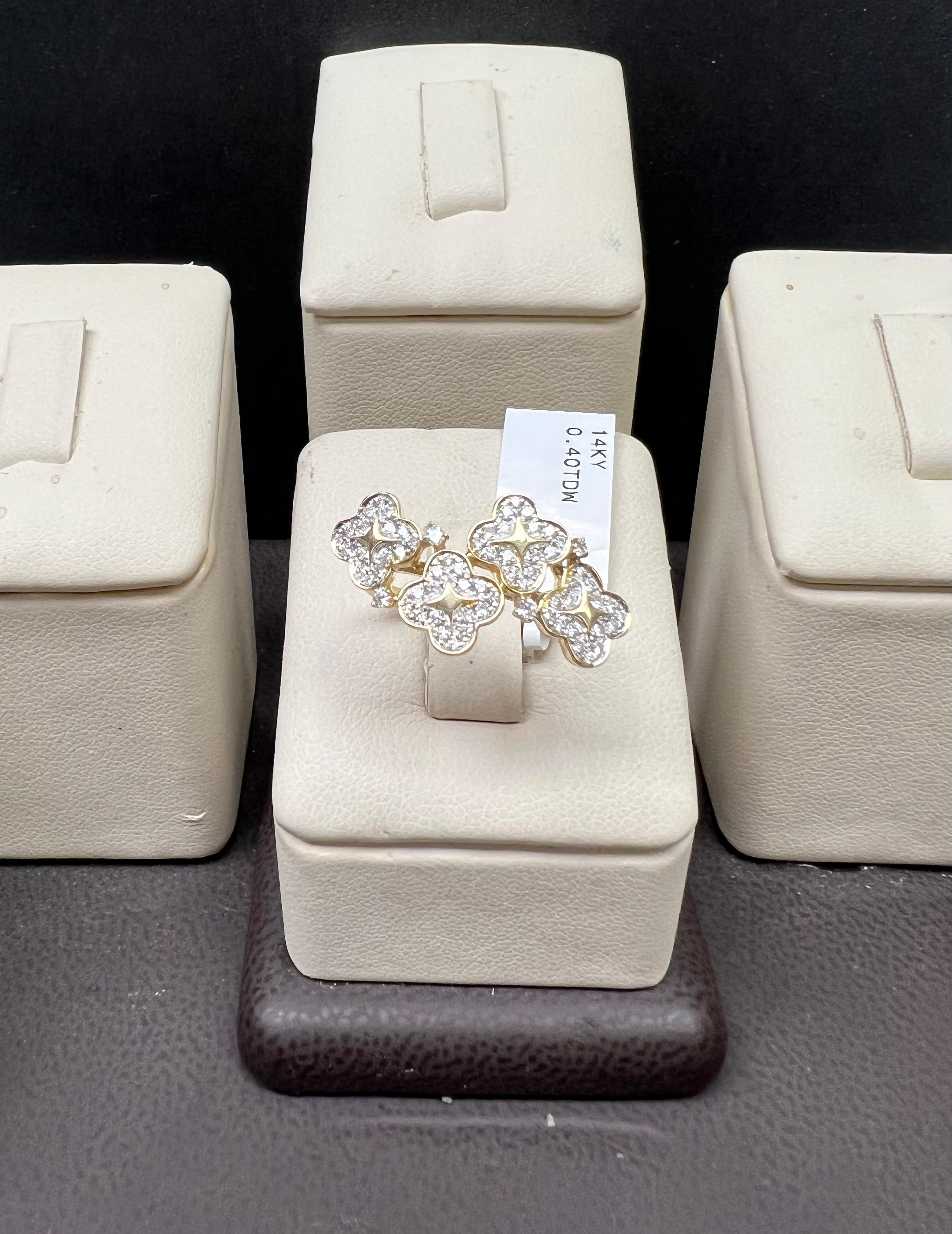Bague fleur en or jaune 14 carats et diamants Neuf - En vente à New York, NY