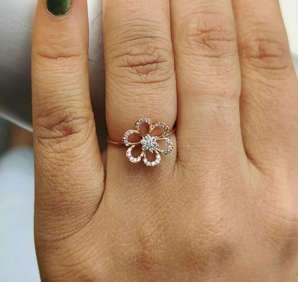 Round Cut Flower Diamond Ring in 14k Solid Yellow Gold For Sale