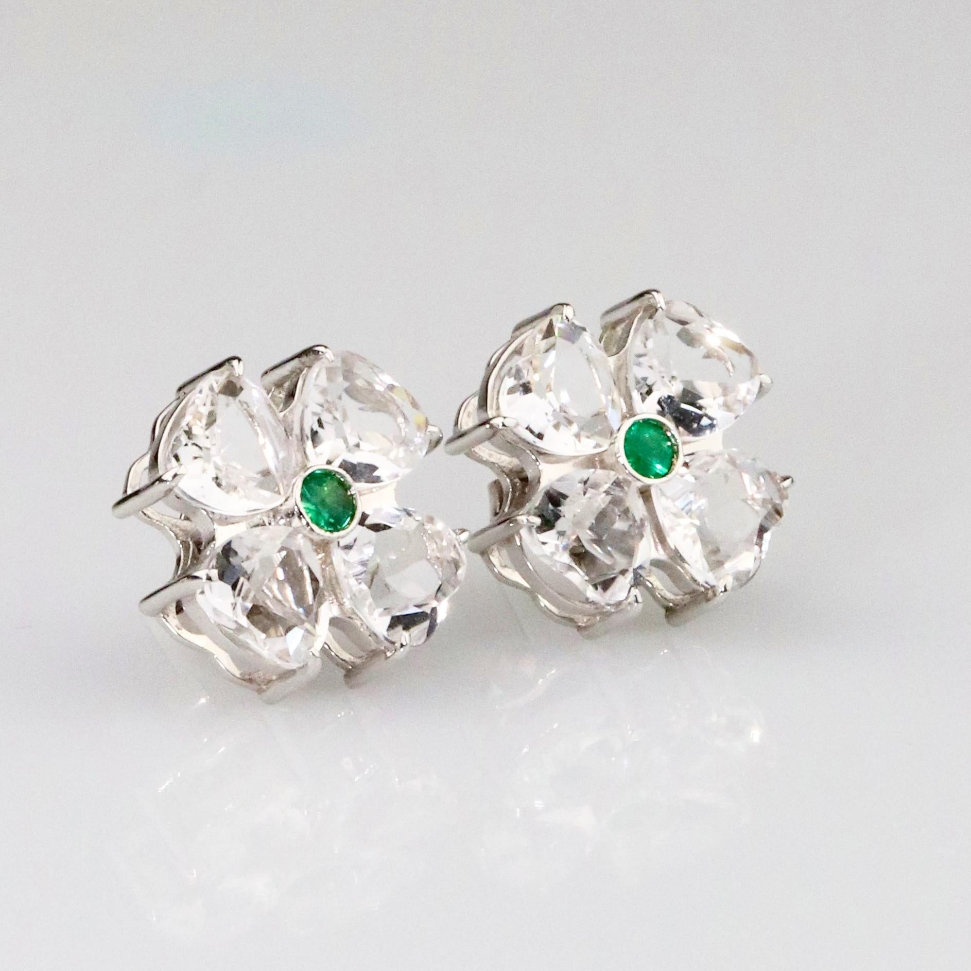 Heart Cut Flower Earrings & Emerald - 18K Solid White Gold For Sale