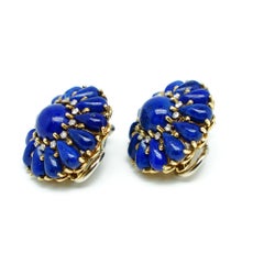 Flower Earrings with Lapis Lazuli Cabochon and Diamonds in Gold 18 Karats