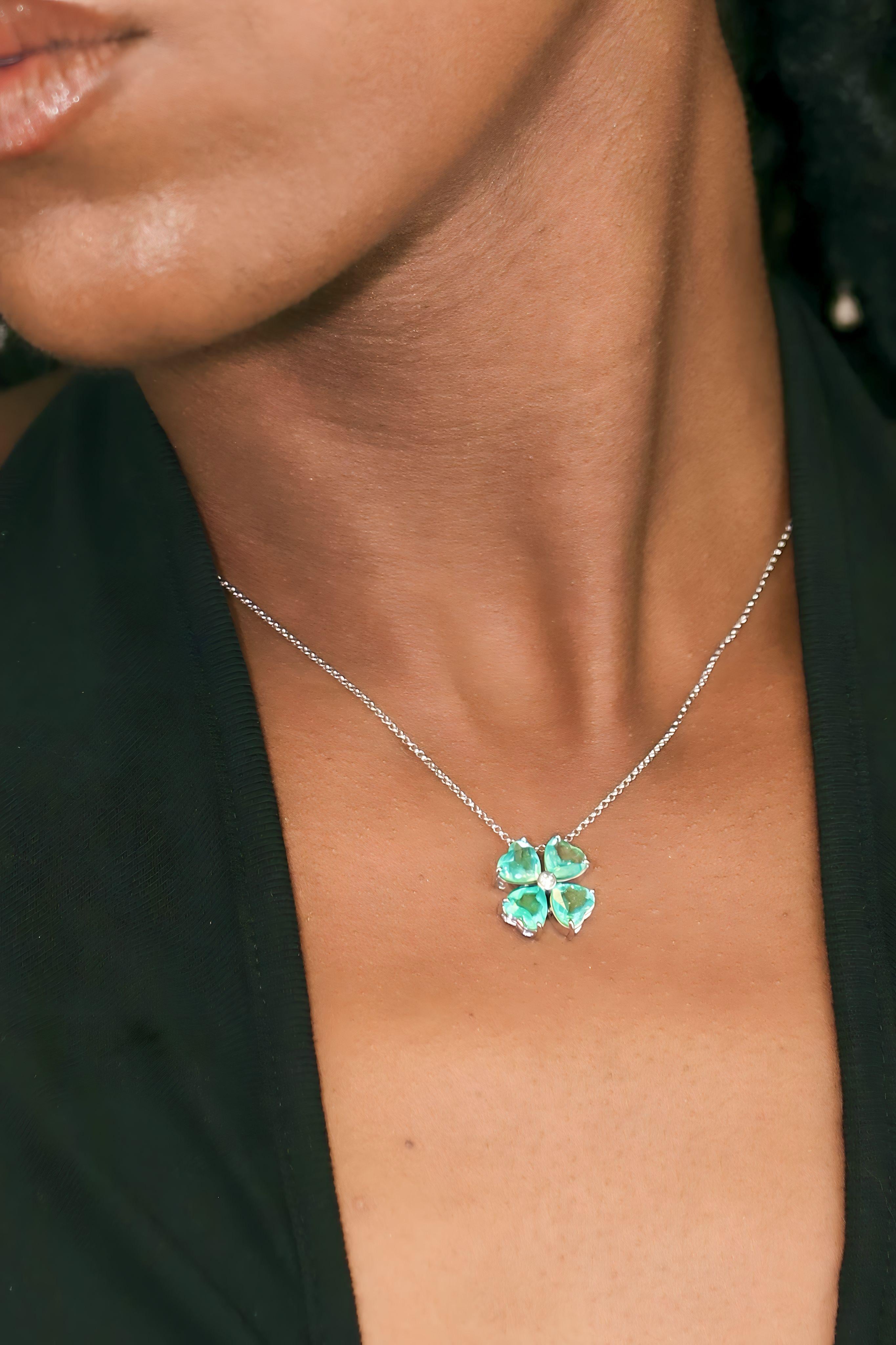 Heart Cut Flower Emerald Necklace & Diamond 18kGold 
