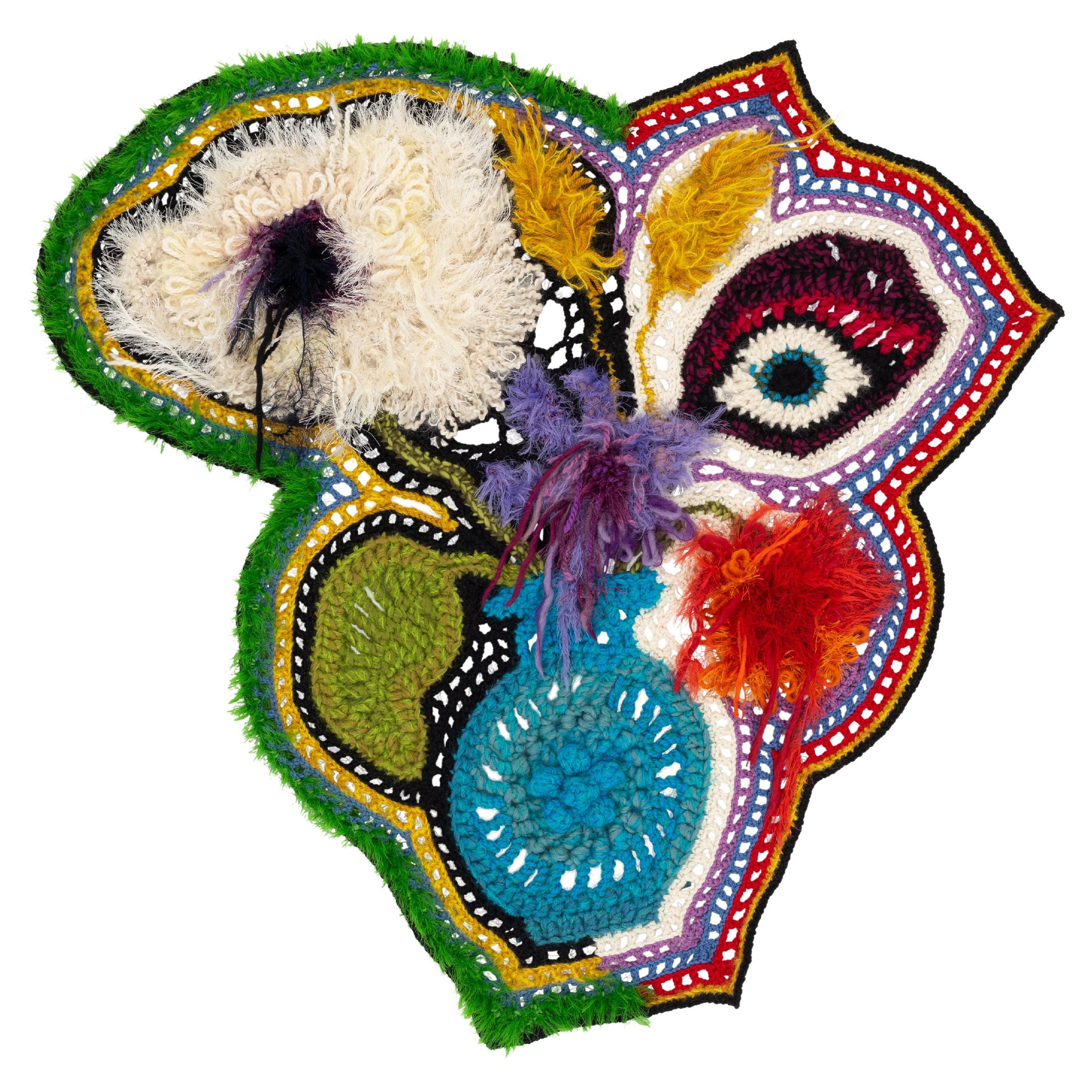 „Flower Face“ Handgefertigtes mehrfarbiges Vasenbouquet-Wandbehang aus Strick/Crochet