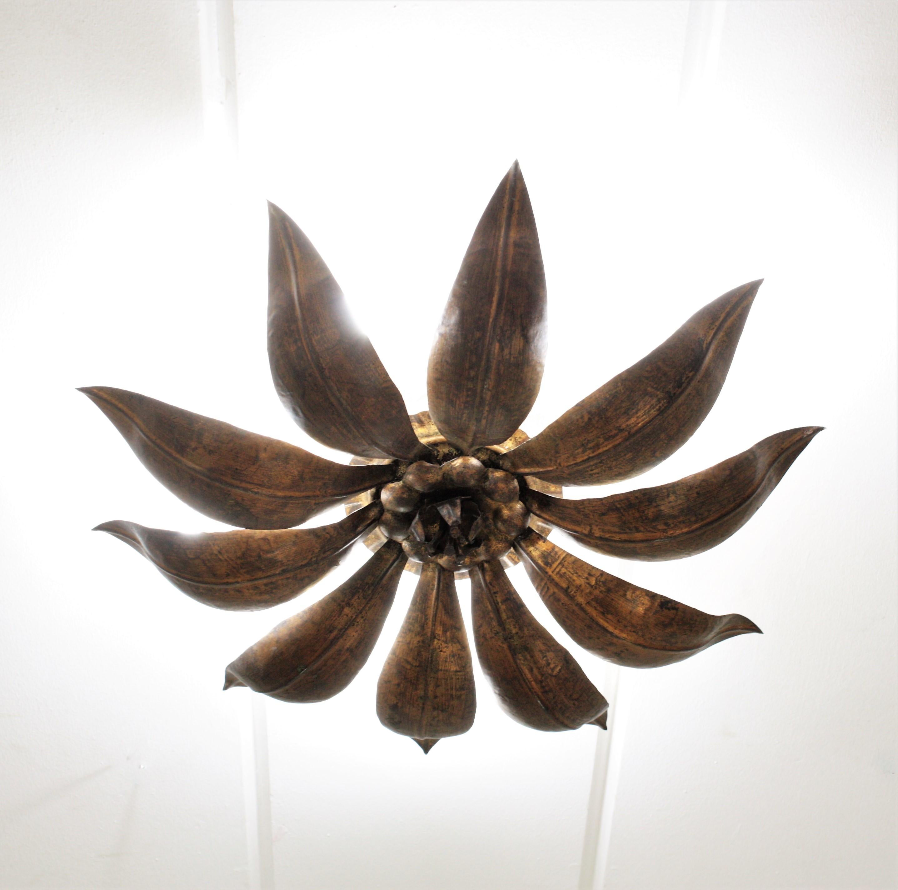 French Sunburst Flower Ceiling Light Fixture in Bronze Gilt Iron, 1940s In Good Condition In Barcelona, ES
