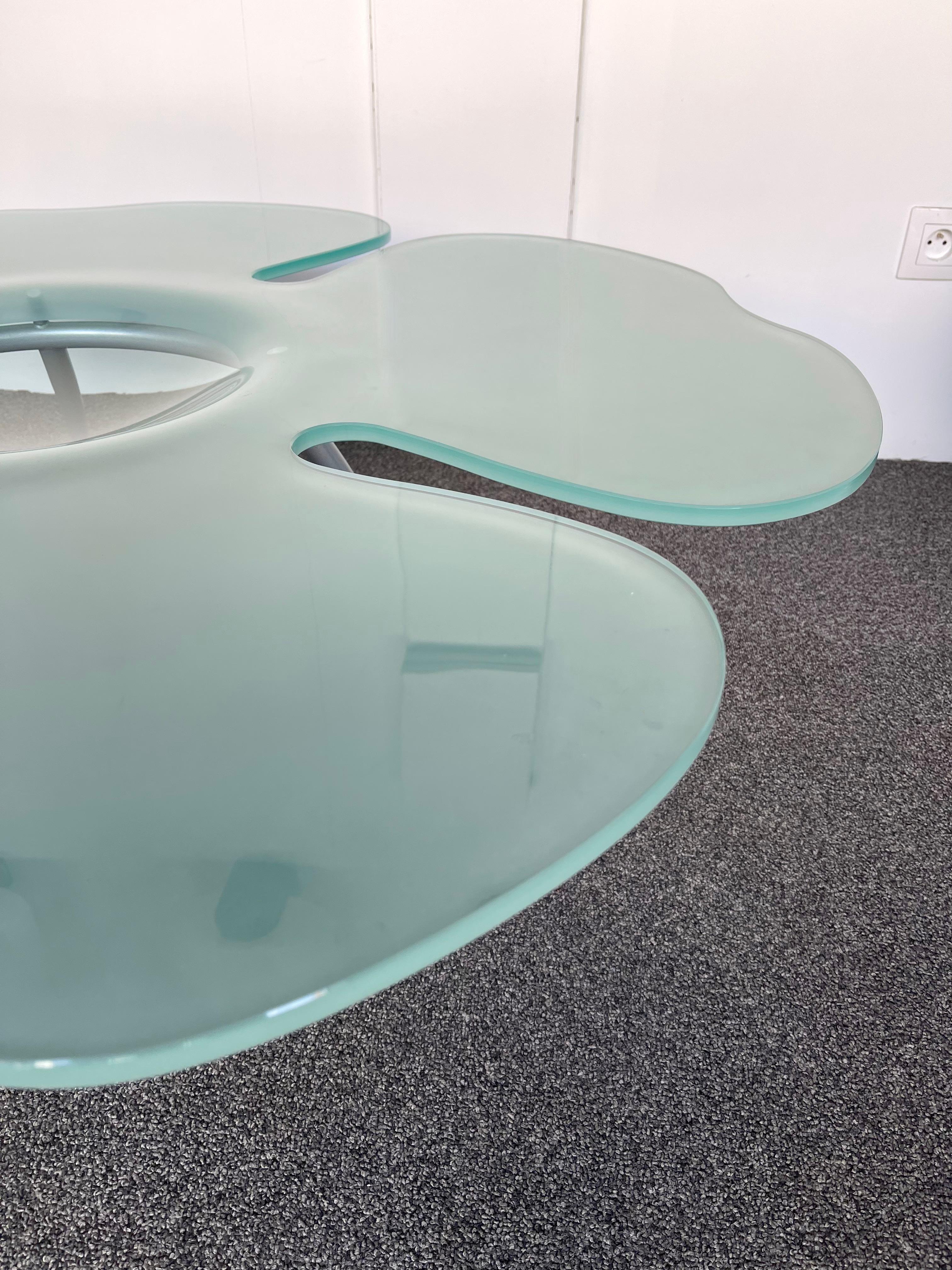 Flower Glass Coffee Table by Glas Italia, Italy, 1990s For Sale 3