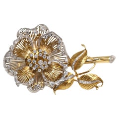Vintage Flower Gold Diamonds Trembler Moving Eglantine Brooch, 1975