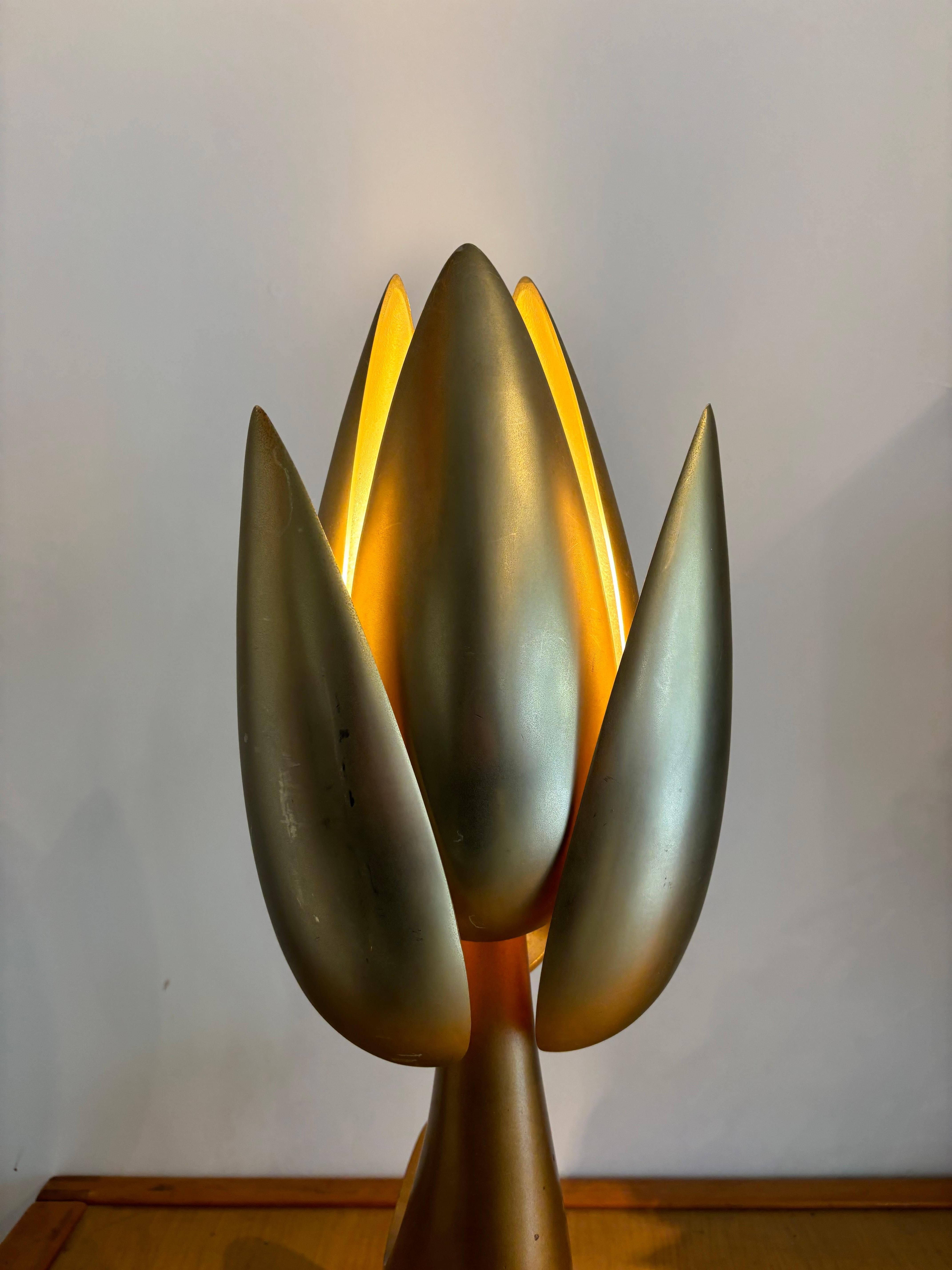 Lampada a fiori di Michel Armand in vendita 8
