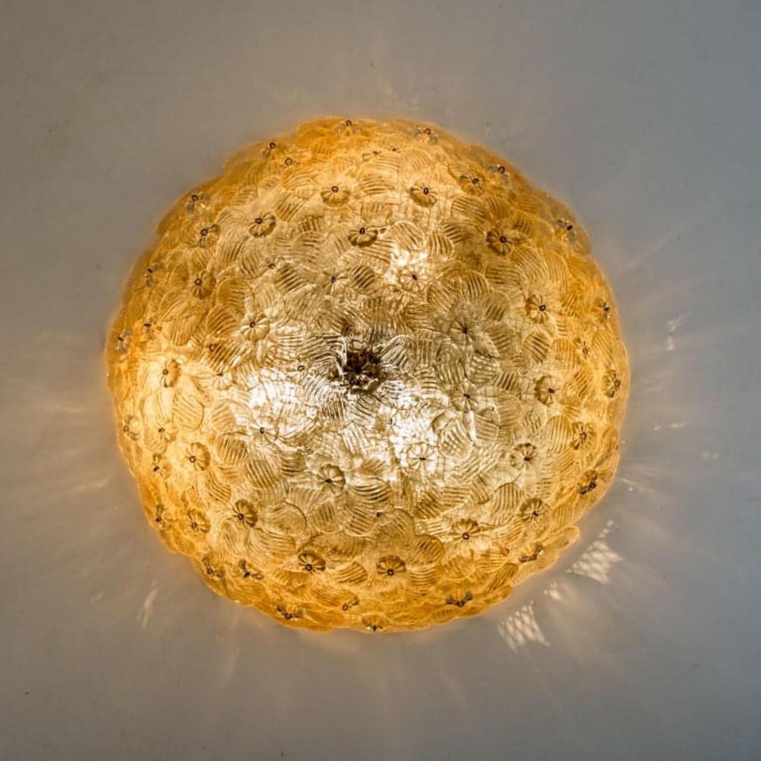 Flower Light Fixture or Flush Mount in the style of Barovier, 1990s For Sale 2