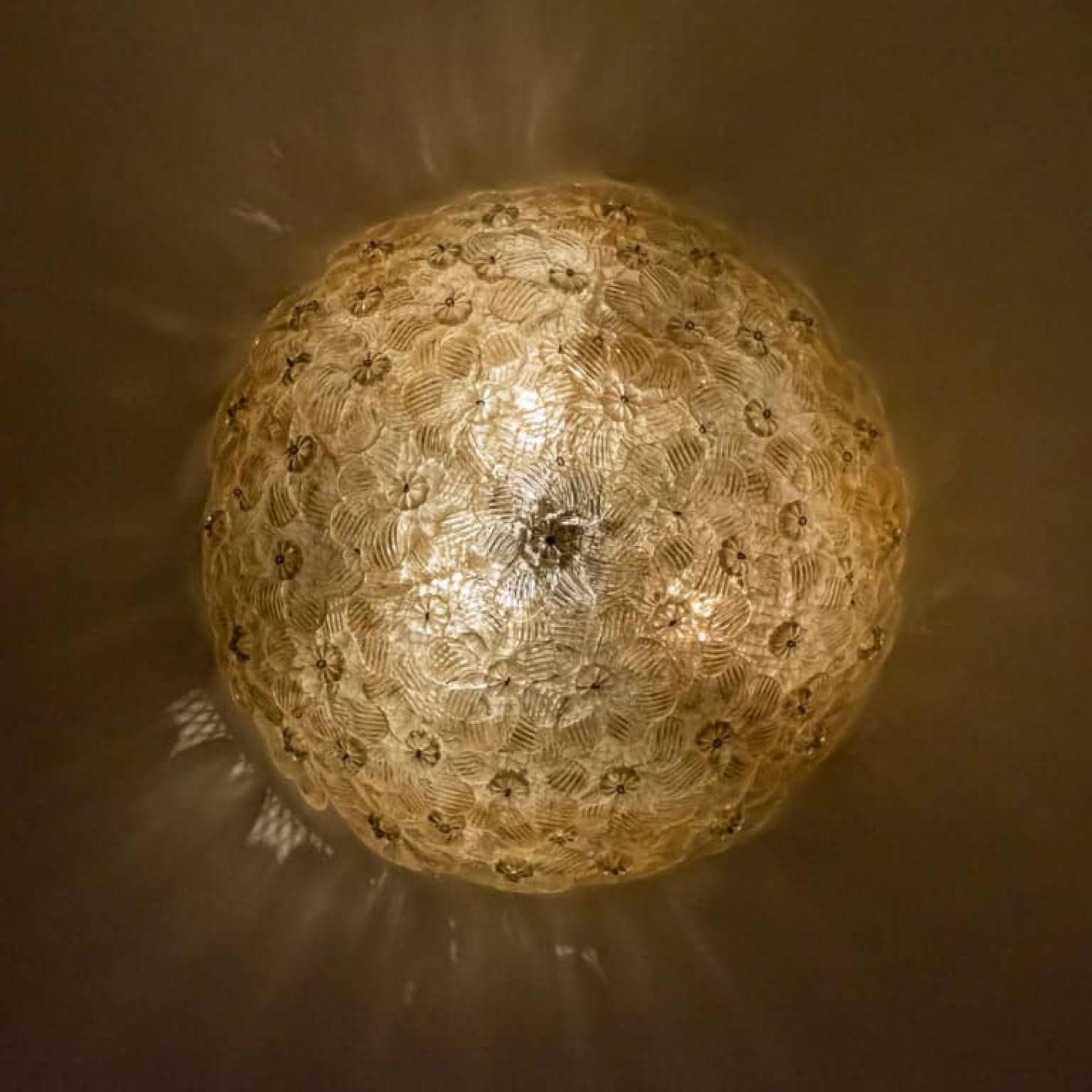 Flower Light Fixture or Flush Mount in the style of Barovier, 1990s For Sale 1