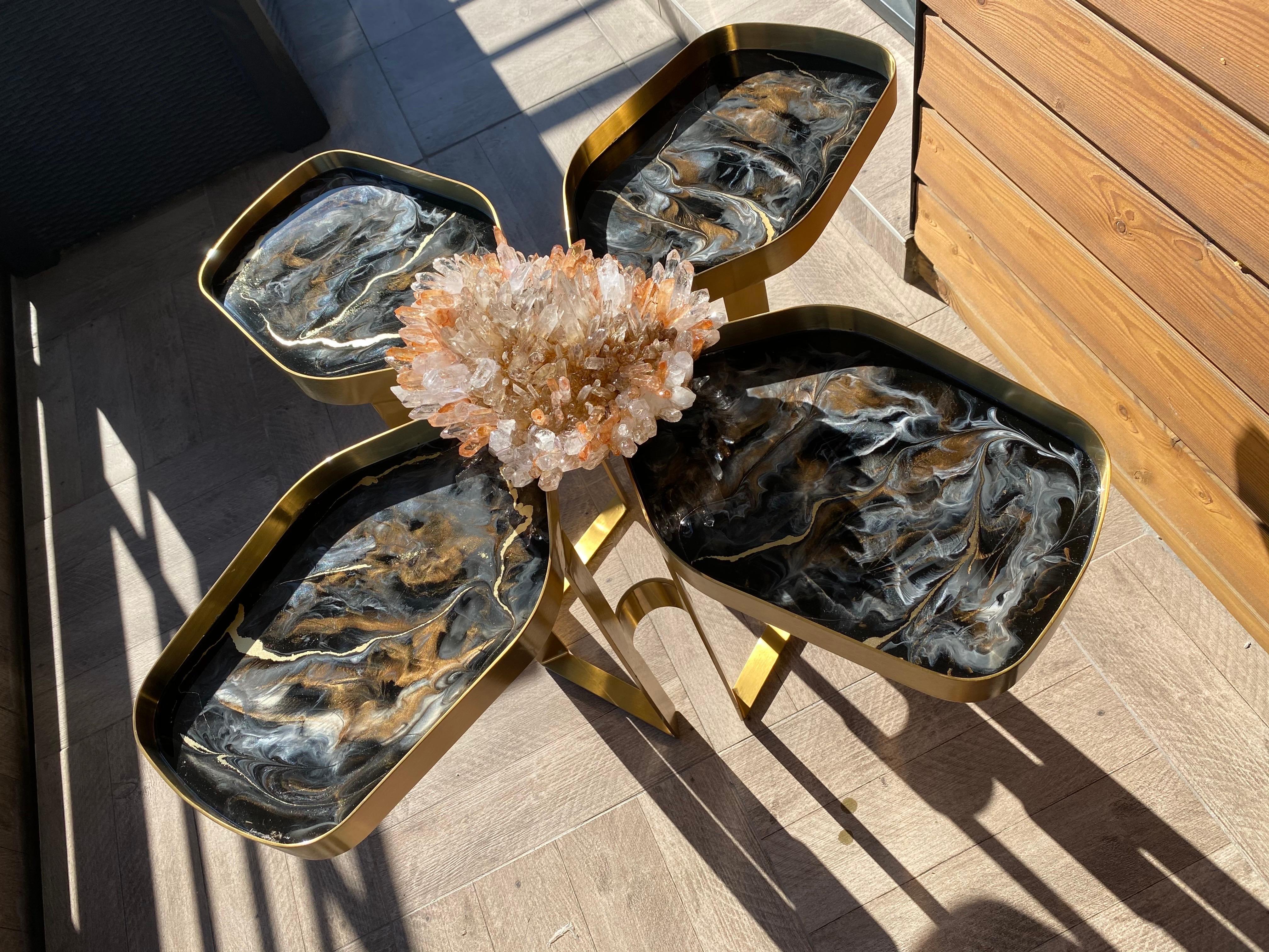 Contemporary Flower, Marble and geode inspired table For Sale