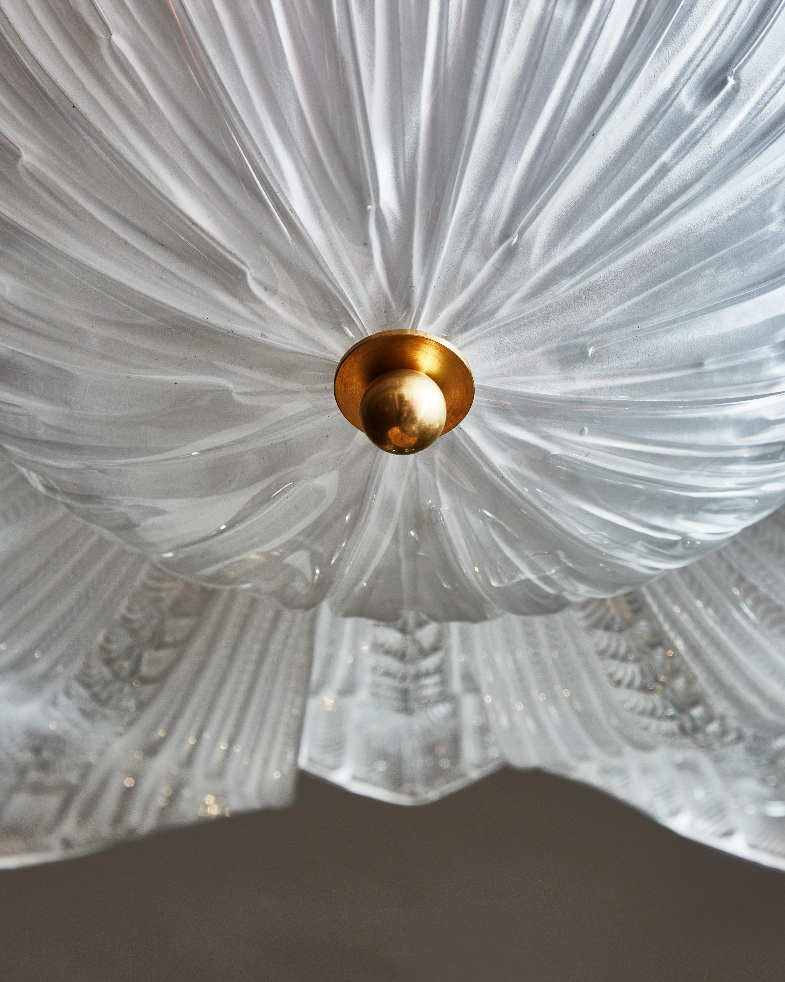 Flower Murano Glass Chandelier In New Condition For Sale In Saint-Ouen, IDF