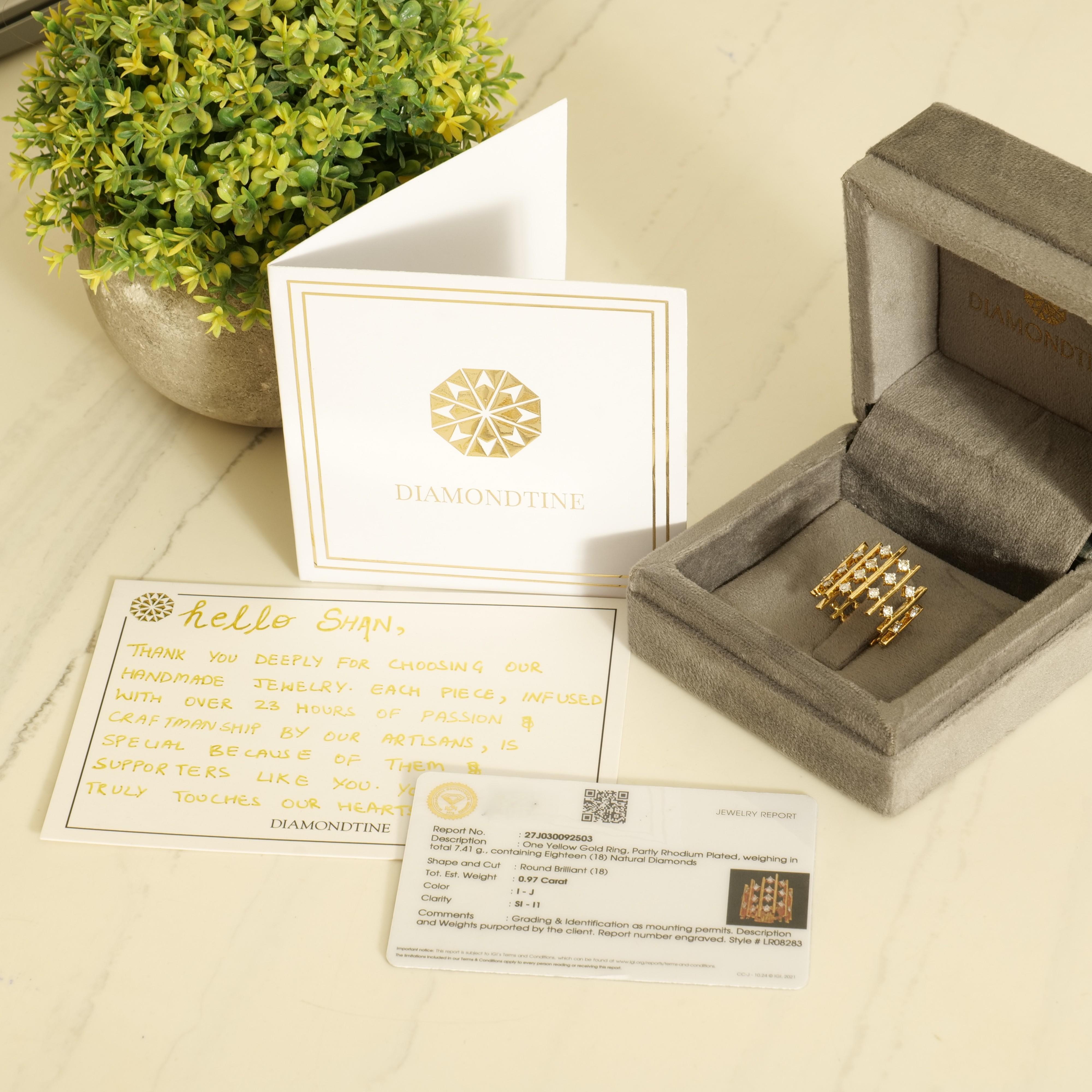 Flower Natural Diamond Cocktail Ring in 14k Solid Gold (Certified) en venta 1