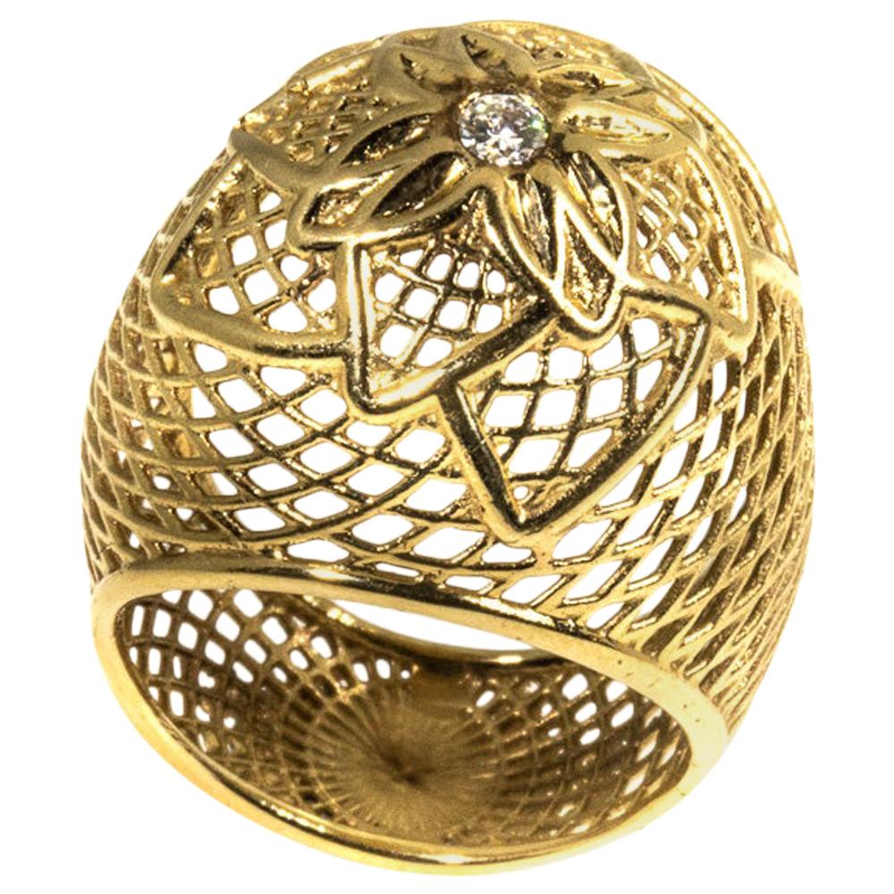 18 Karat Gold Flower Net Bombe Ring, Diamond