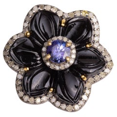 Bague pétale de fleur en onyx noir, tanzanite et diamants